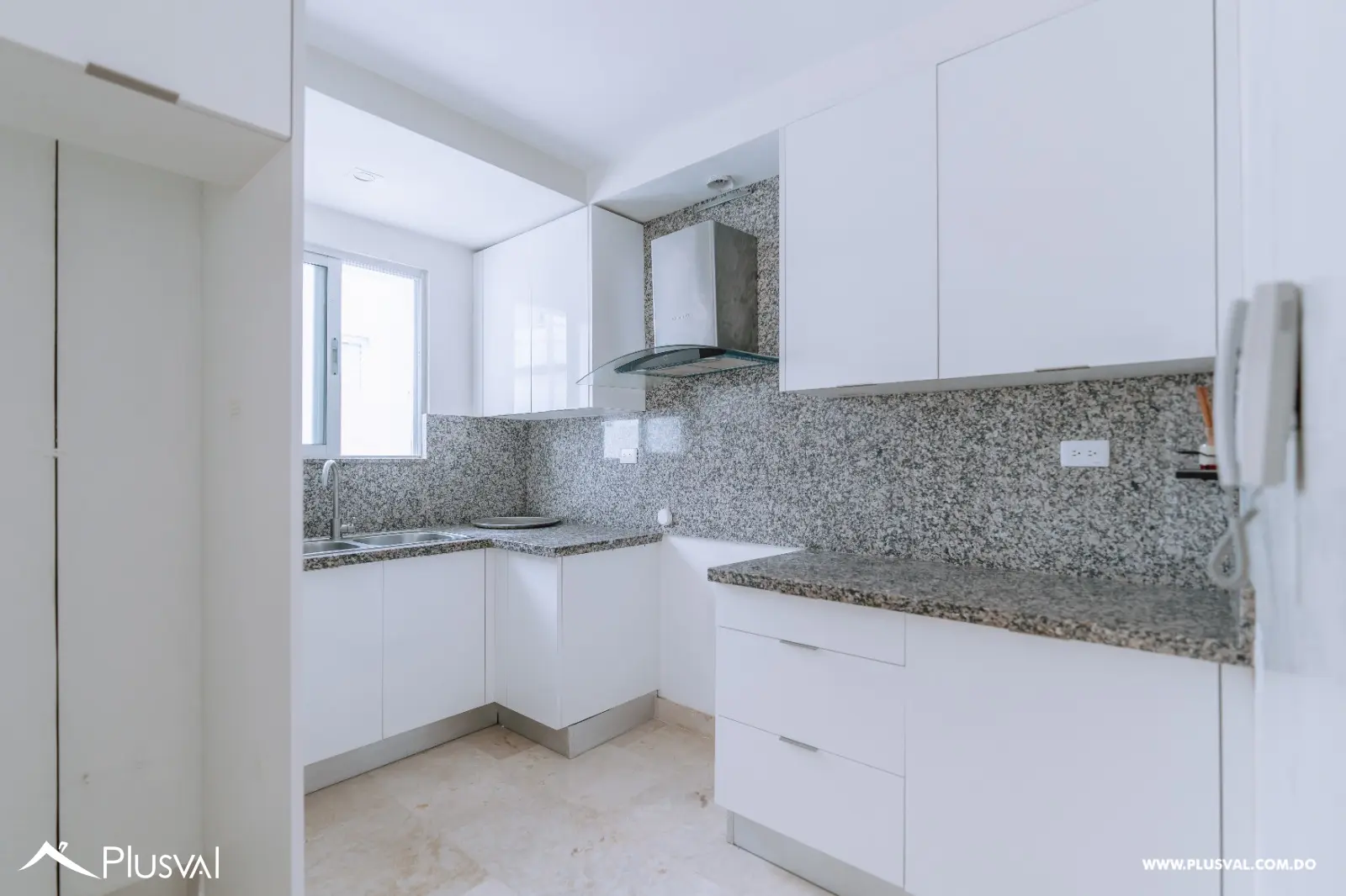 Apartamento en Venta de 1 hab + estudio en Naco 533086