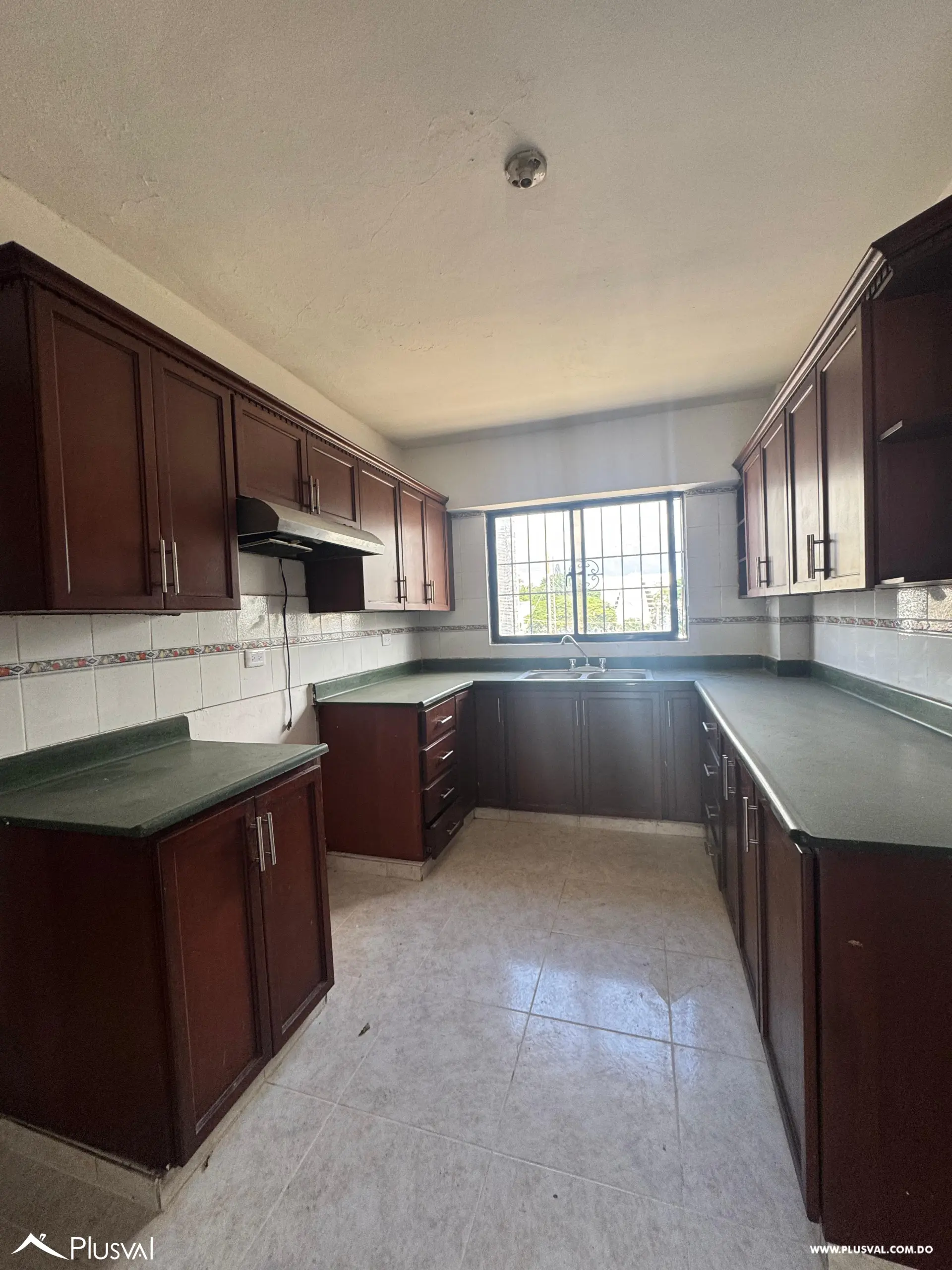 Venta de apartamento clasico en Paraíso 461397
