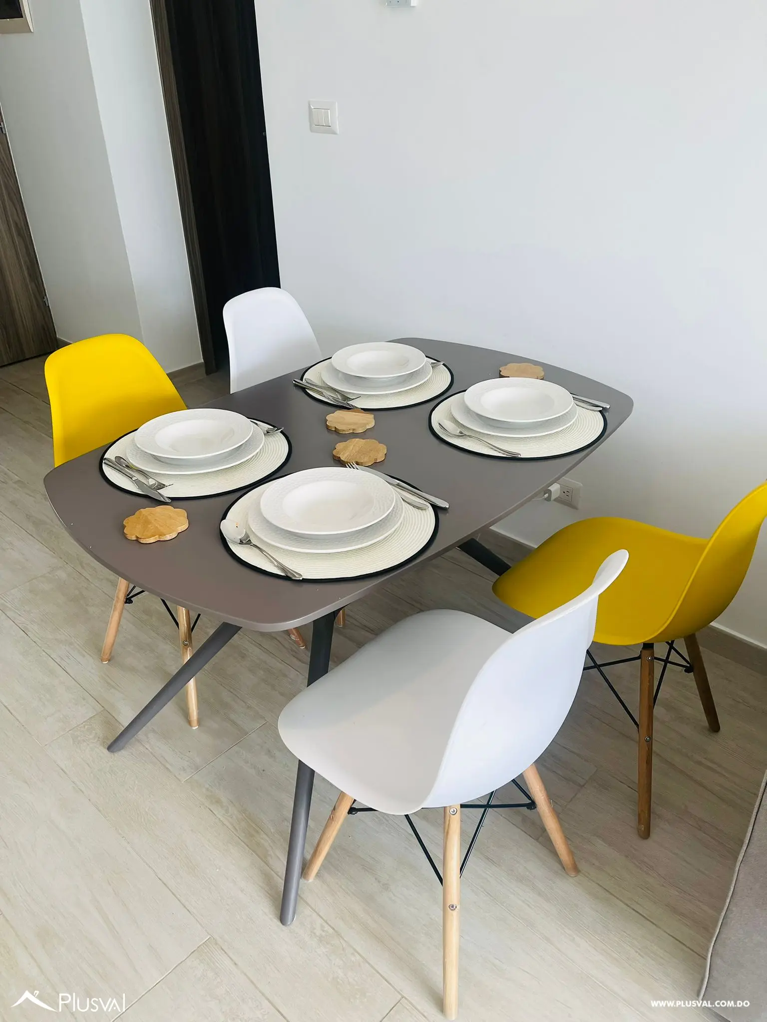 Cómodo apartamento en primer piso en Cana Pearl 532269