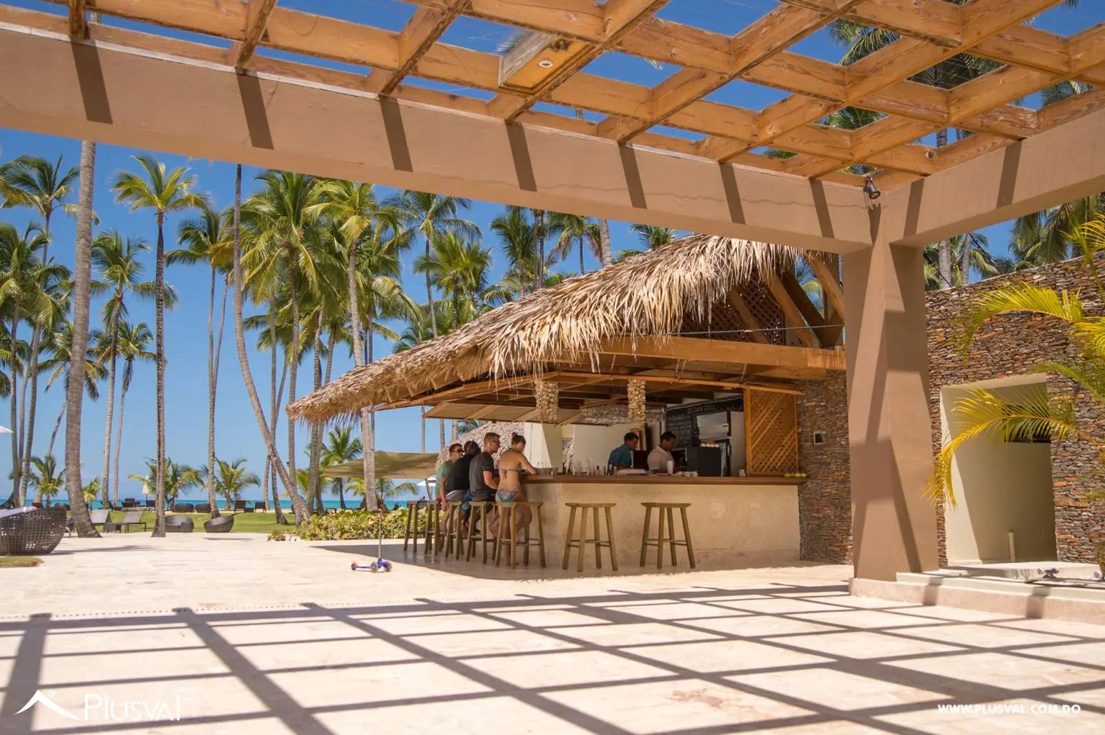 Hermoso apartamento con terraza en Coson en primera linea de playa 482402