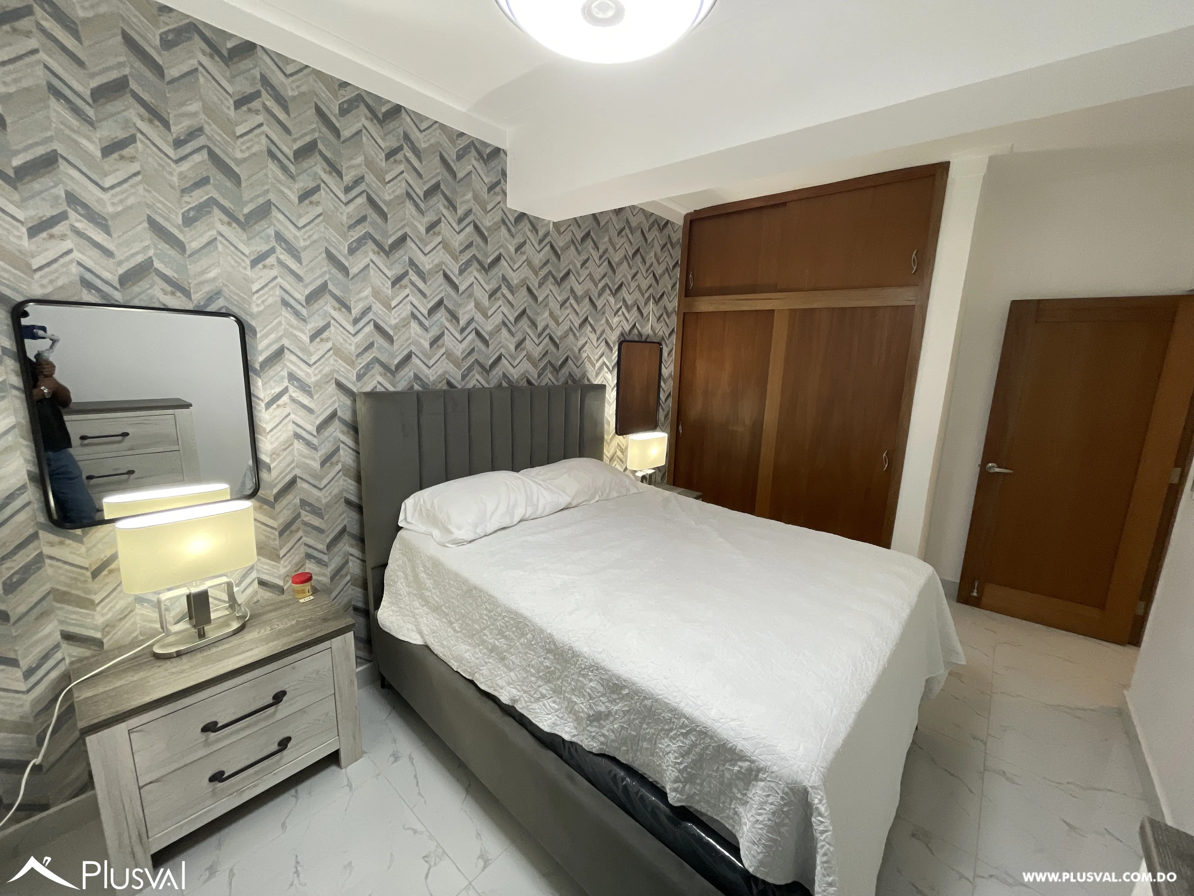 Apartamento en venta amueblado 3Hab · Terraza · Jacuzzi · Gazebo · 2 Parqueos · SDE 499946