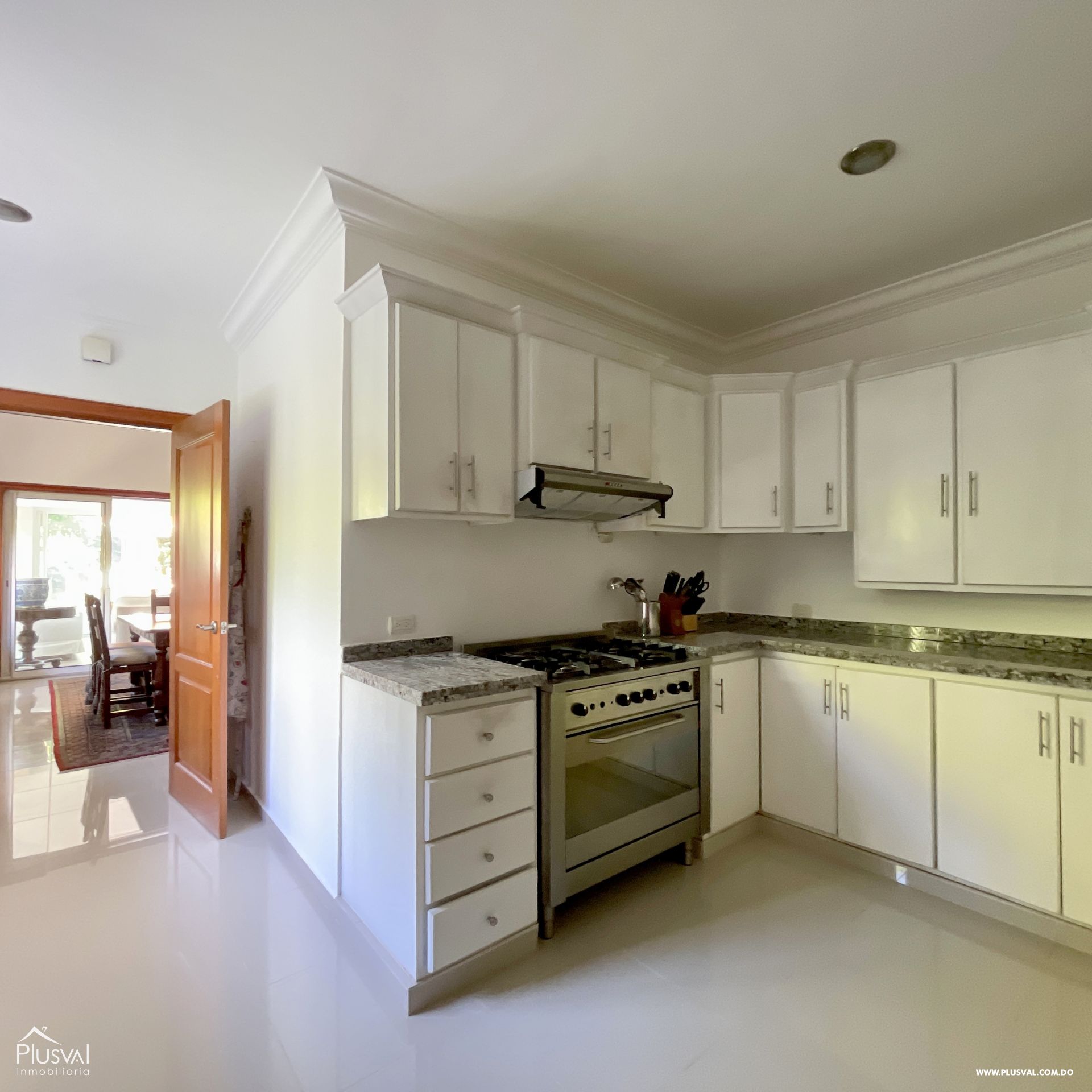 Villa Amueblada de un Sólo Nivel, Metro Country Club, Juan Dolio 206691