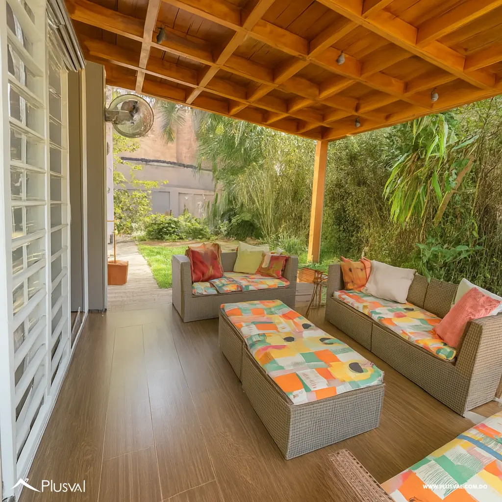 Amplia y hermosa casa en Arroyo Hondo Viejo 462263