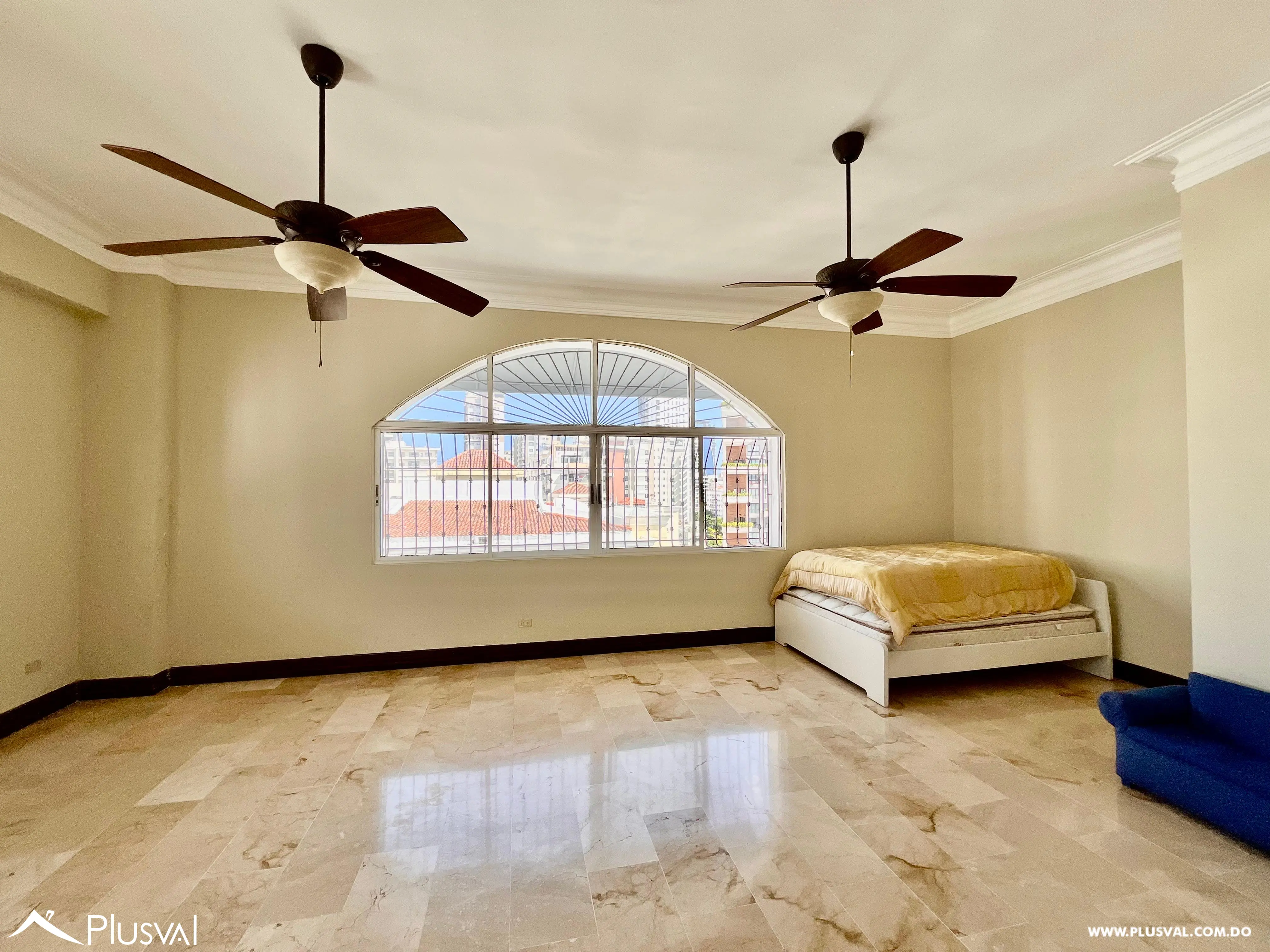Penthouse en venta con vista despejada en Paraiso 456026