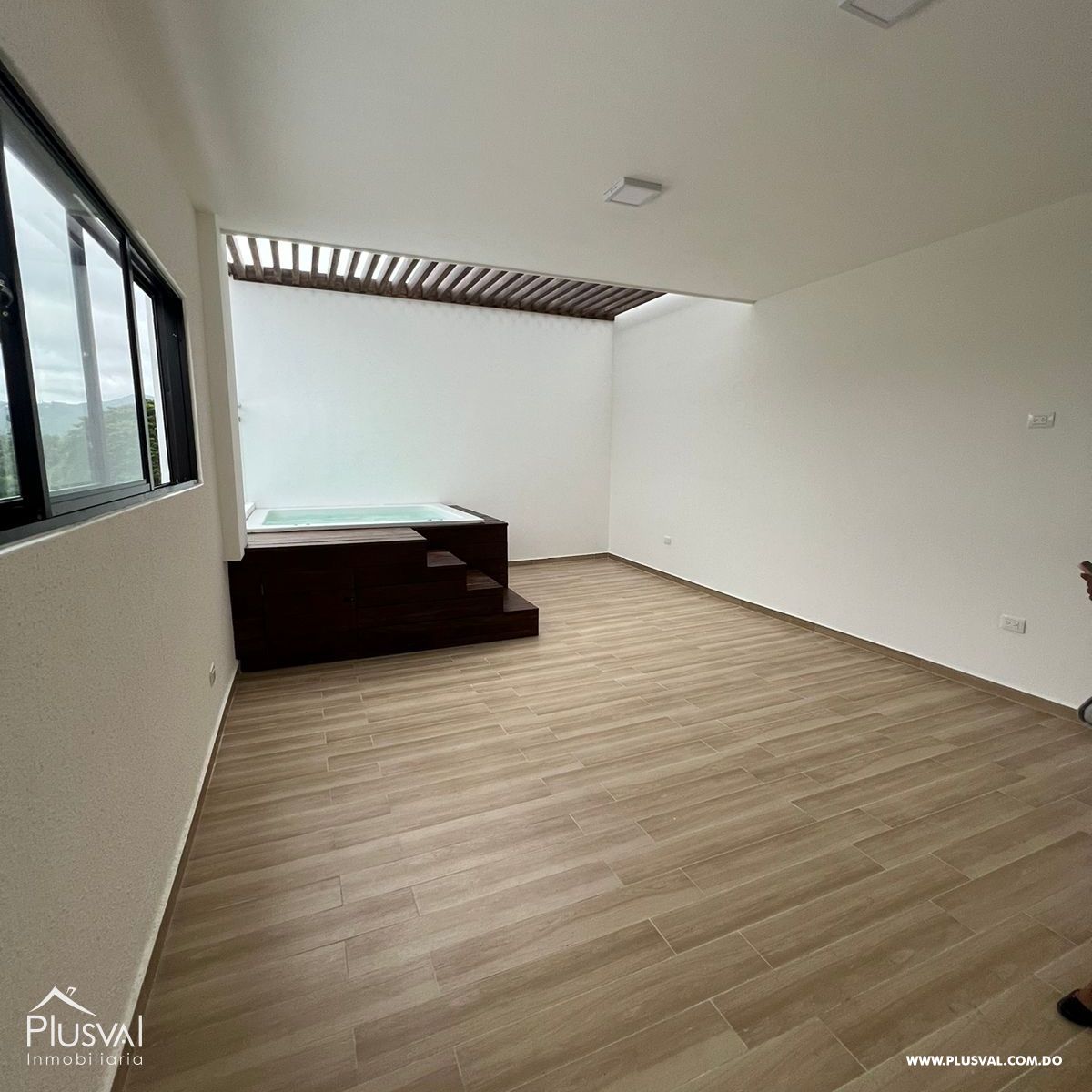 Apartamento con Terraza y Picuzzi en Venta 378600