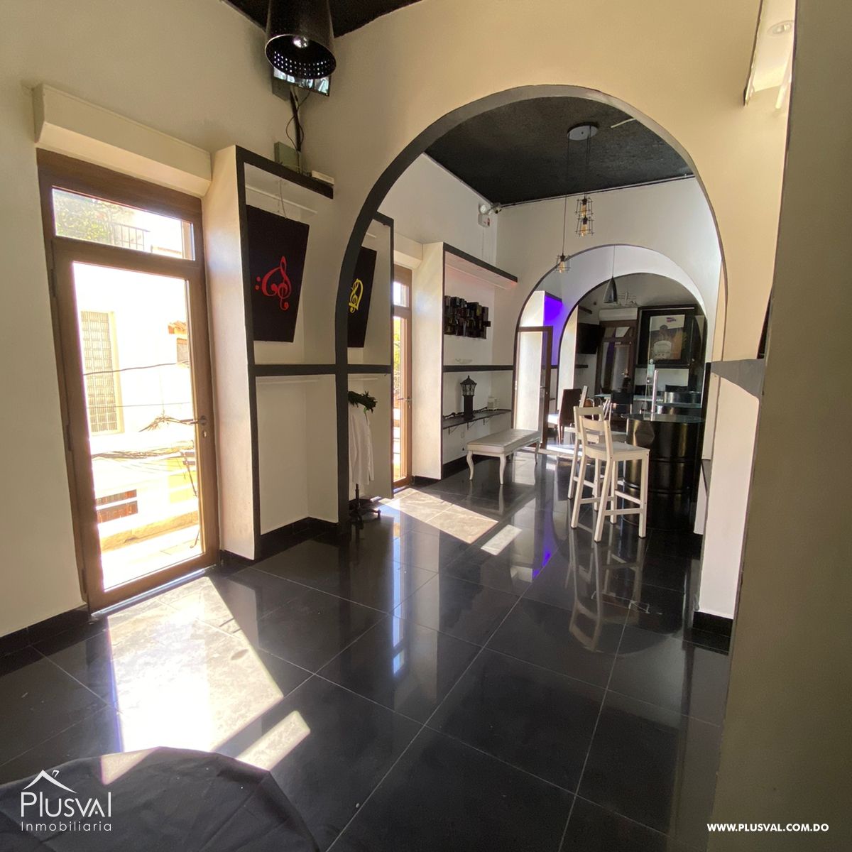 Edificio 2 niveles con Rooftop 356936