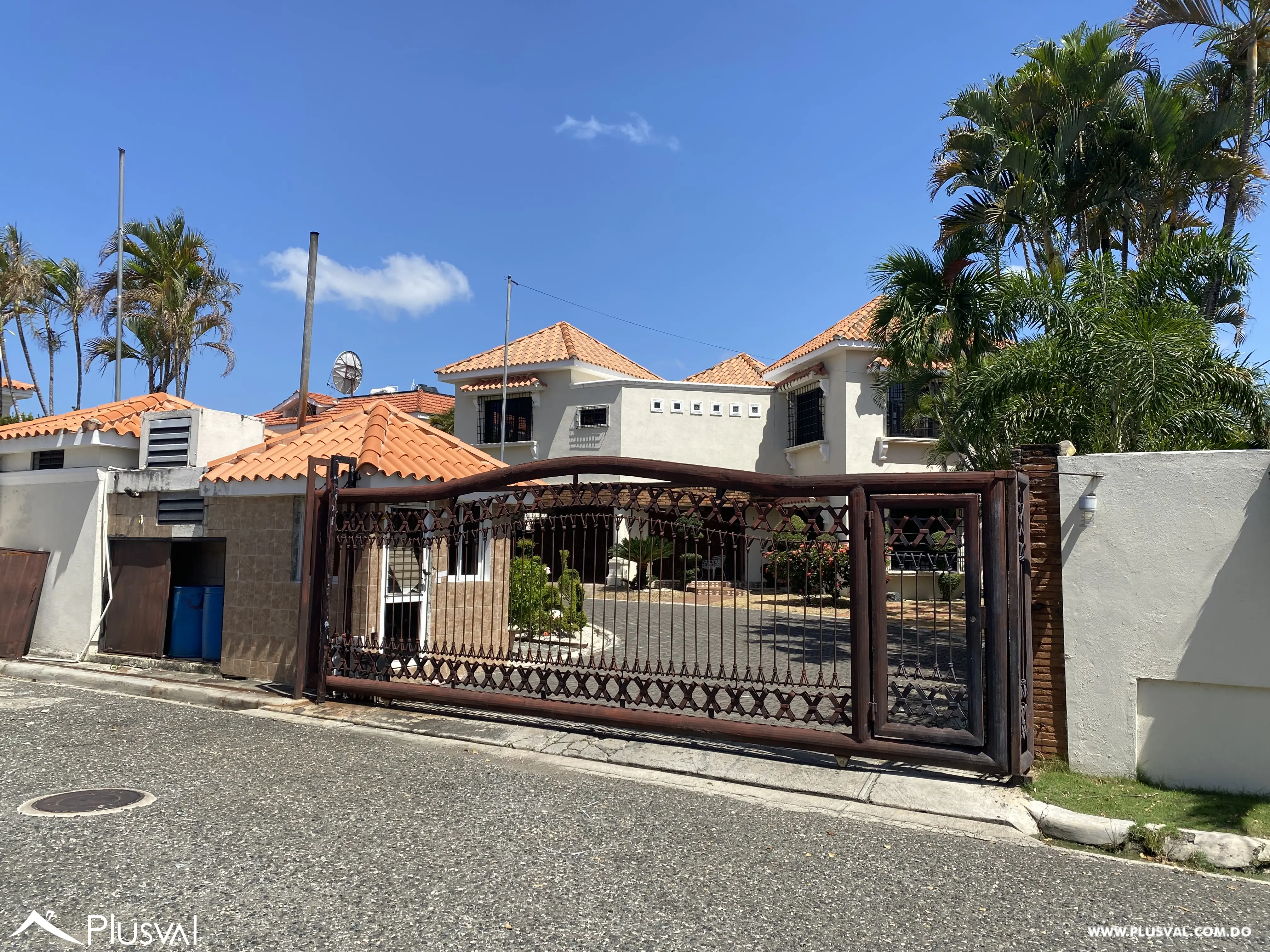 Alquilo Excelente Casa Residencial en Las Praderas 455435