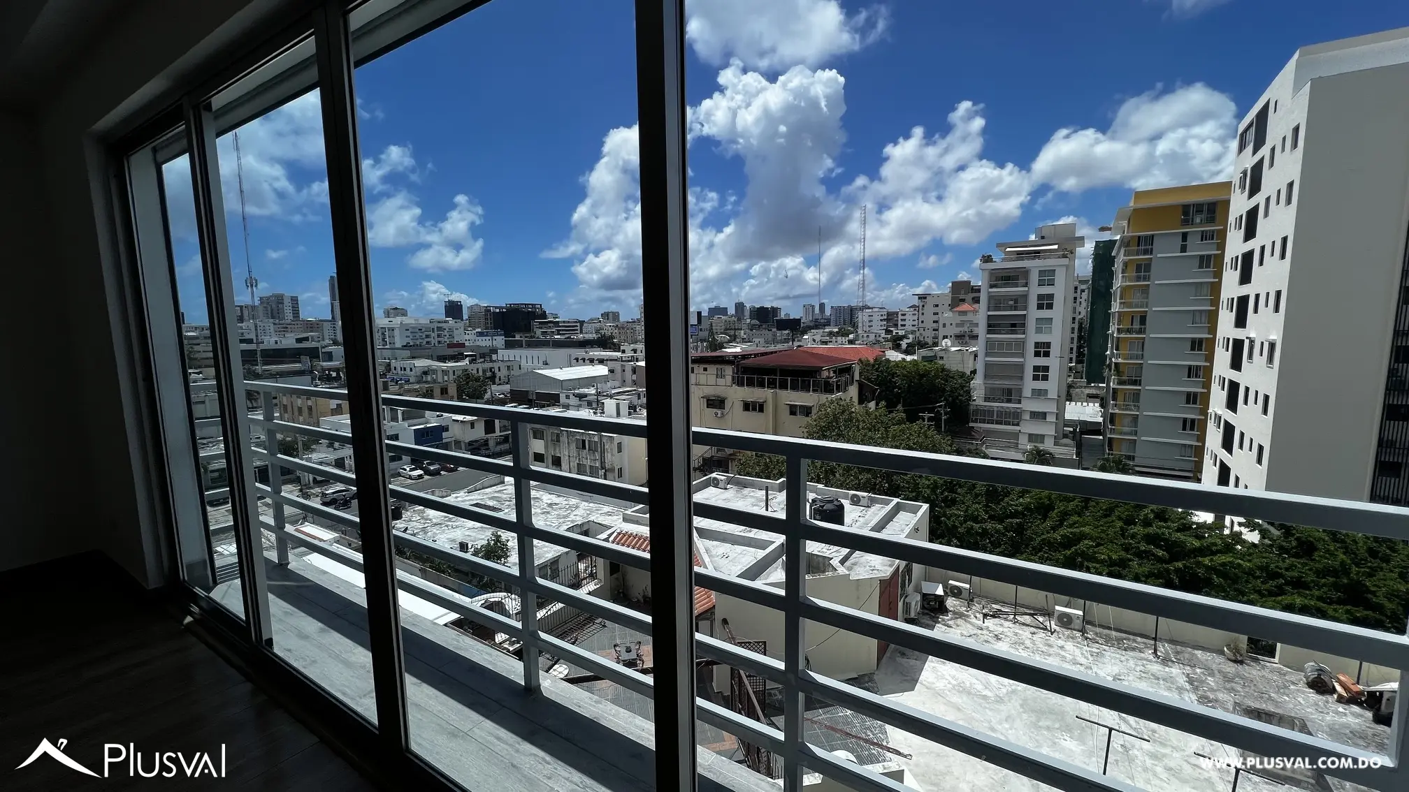 Moderno apartamento en venta, ubicado en Evaristo Morales 530271