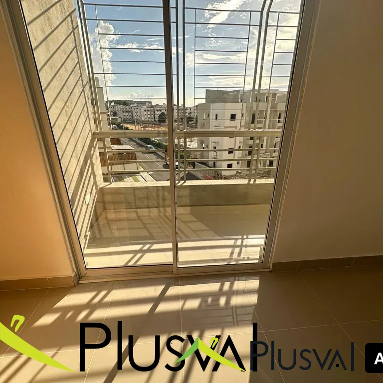 Apartamento de 3 habitaciones, 2 baños y terraza, en Arroyo hondo 3 415539