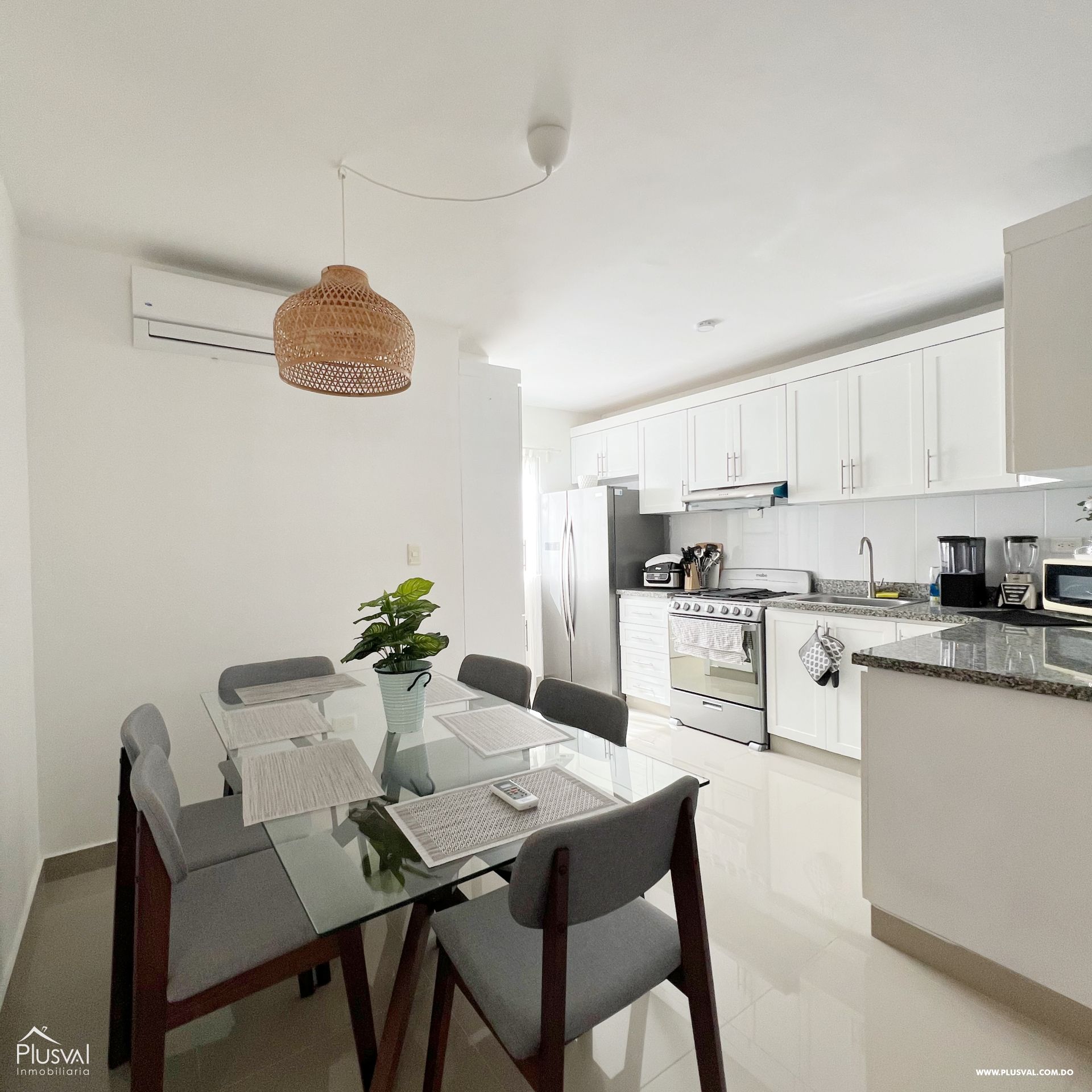 Apartamento amueblado de 2 habitaciones en alquiler en Bávaro 390841