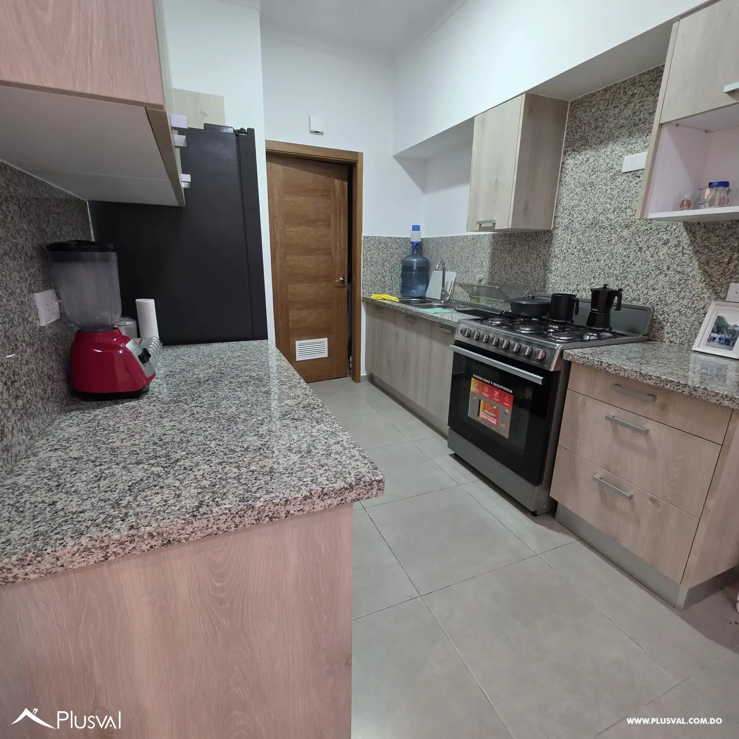 Se vende excelente apartamento en zona universitaria amueblado 471468
