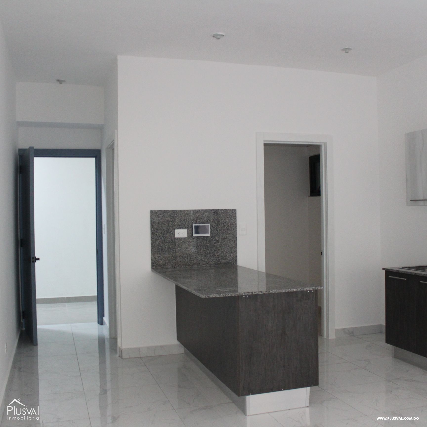 Alquiler de Apartamento en Evaristo Morales 196610