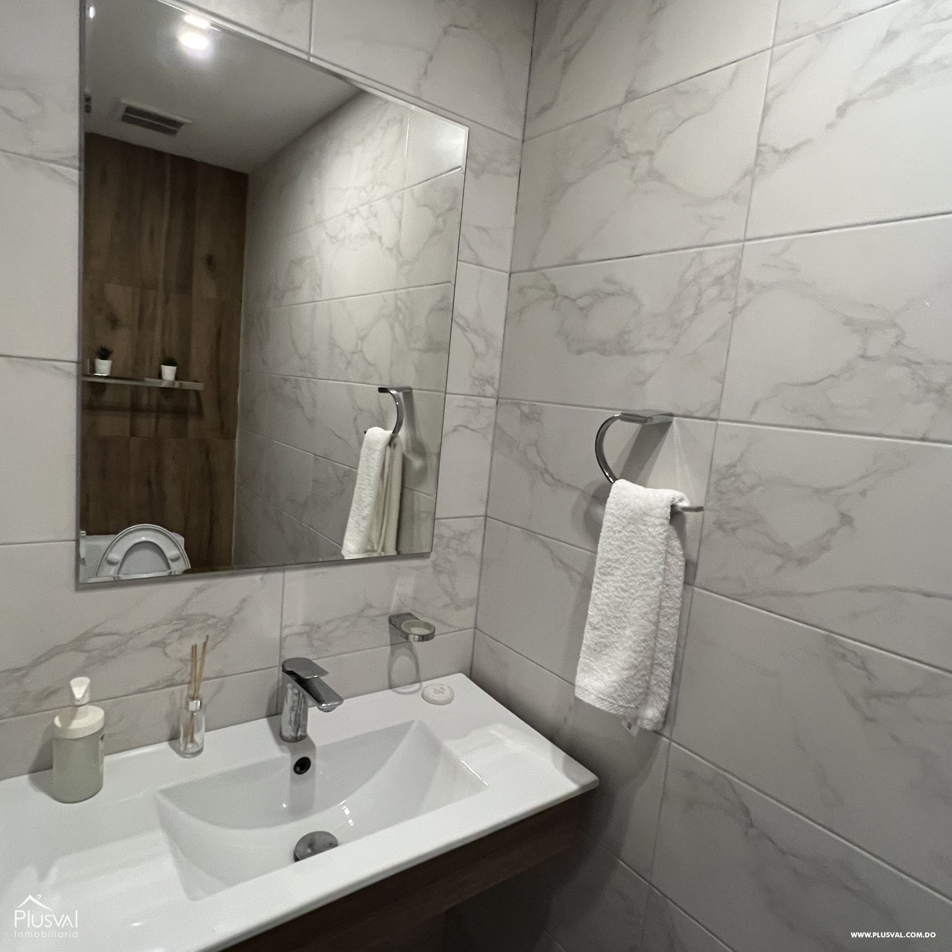 Apartamento amueblado en Alquiler en Piantini 517093
