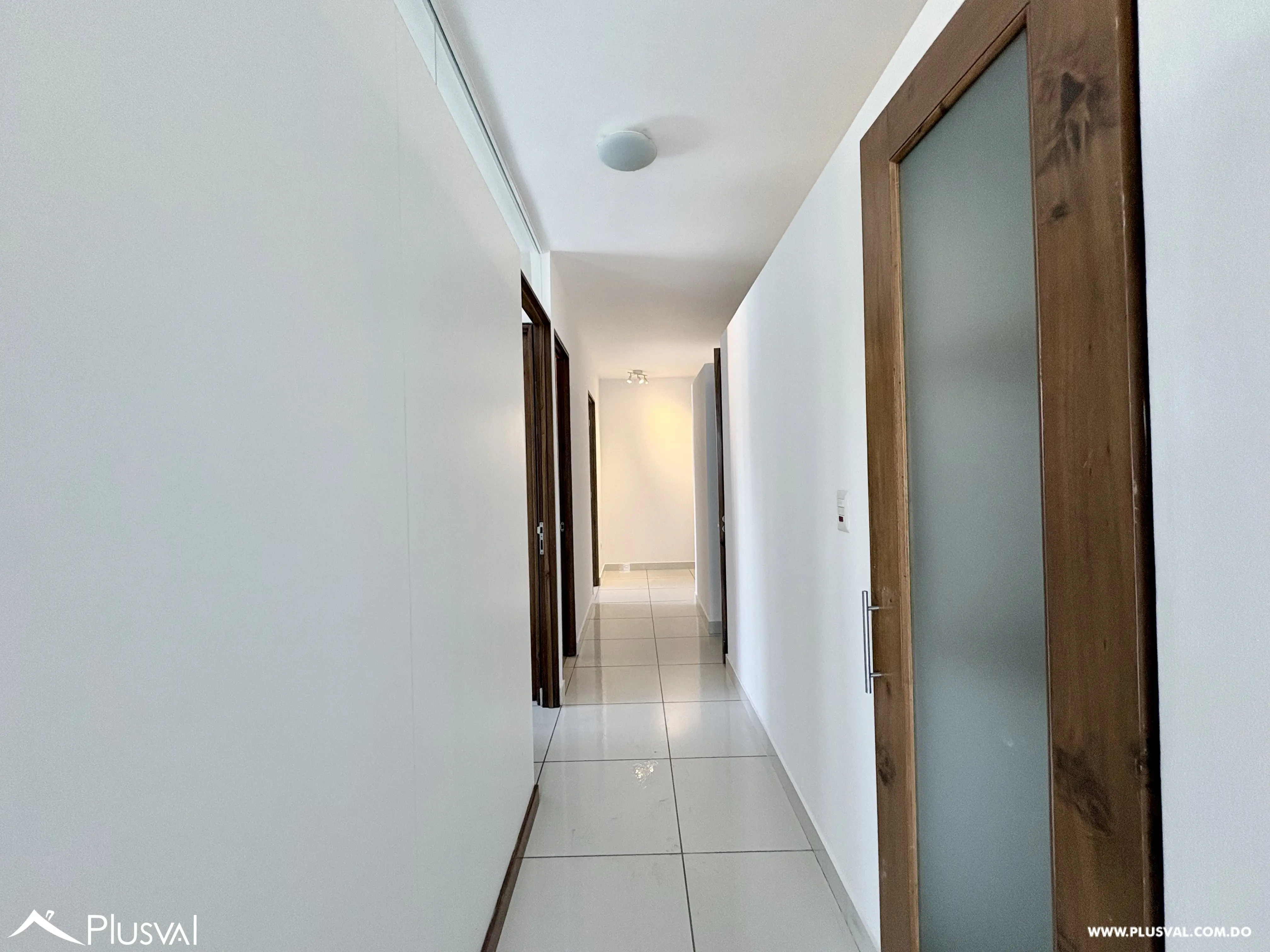 Hermoso apartamento en venta en Evaristo Morales 465260
