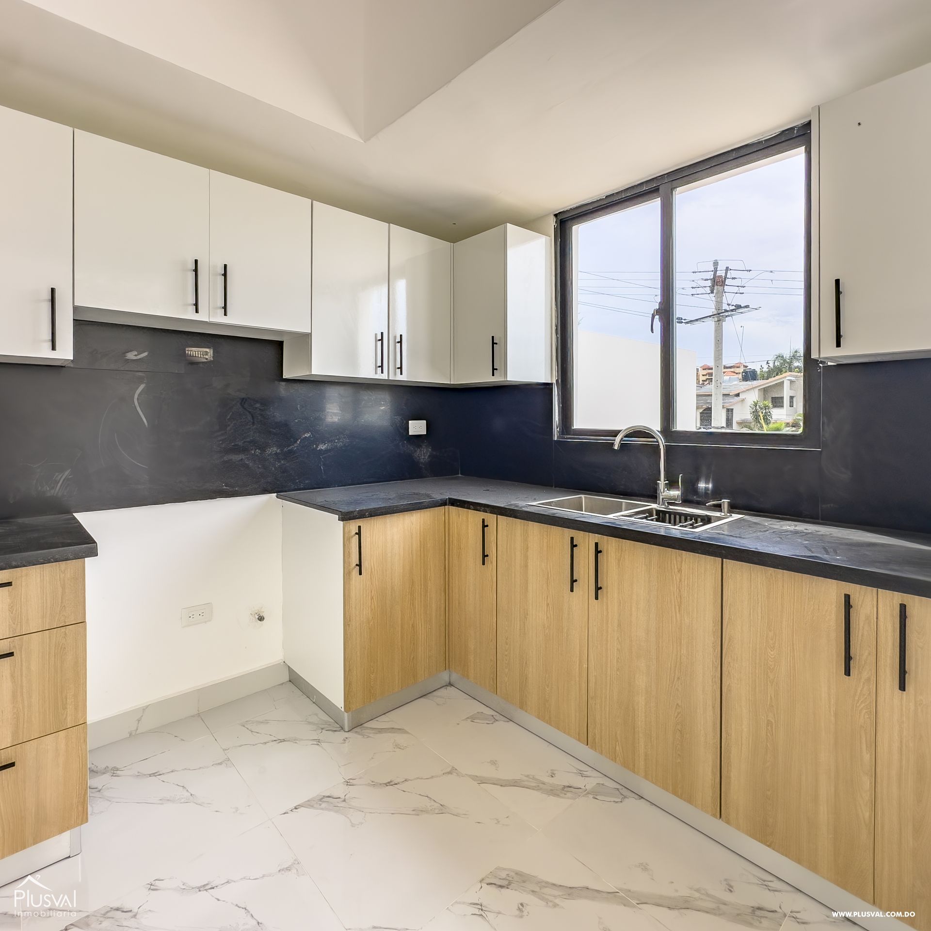 Apartamento a estrenar con terraza en venta en Los Rios 429633