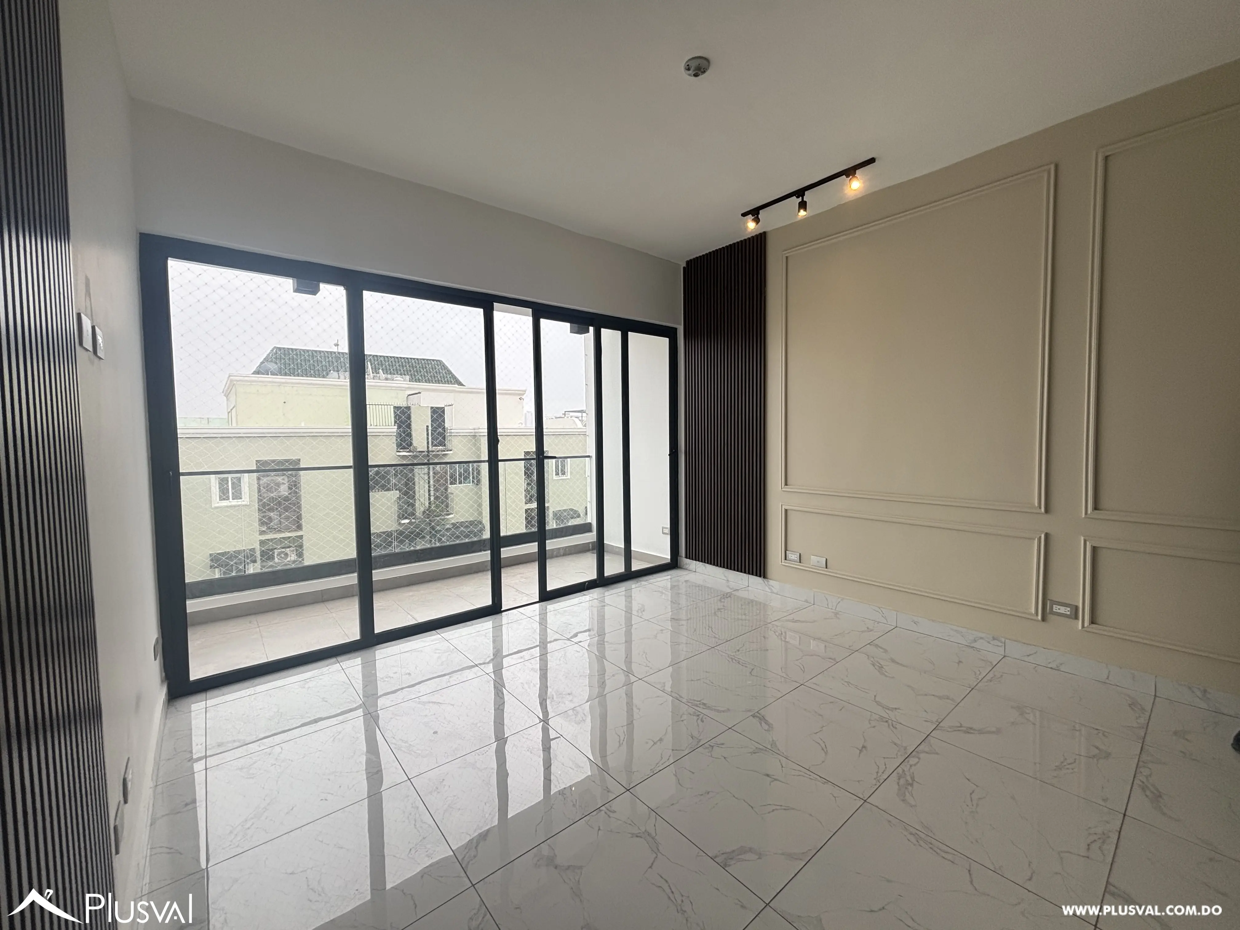 Apartamento en alquiler en Evaristo Morales 523526
