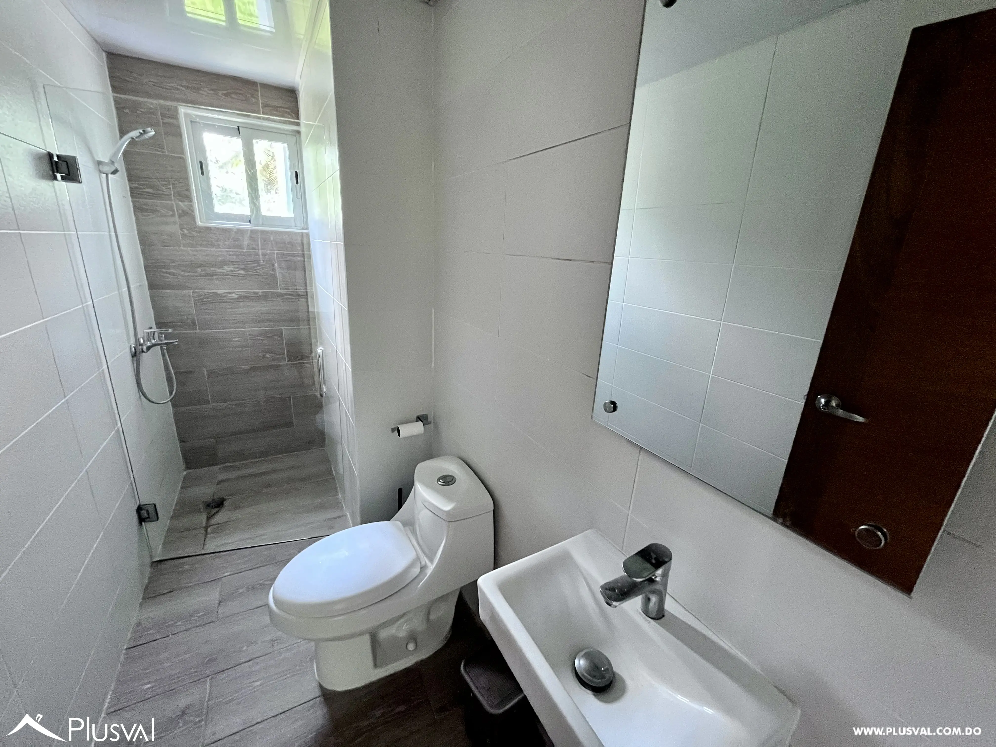 Alquiler de amplio apartamento en La Julia con estudio 513505