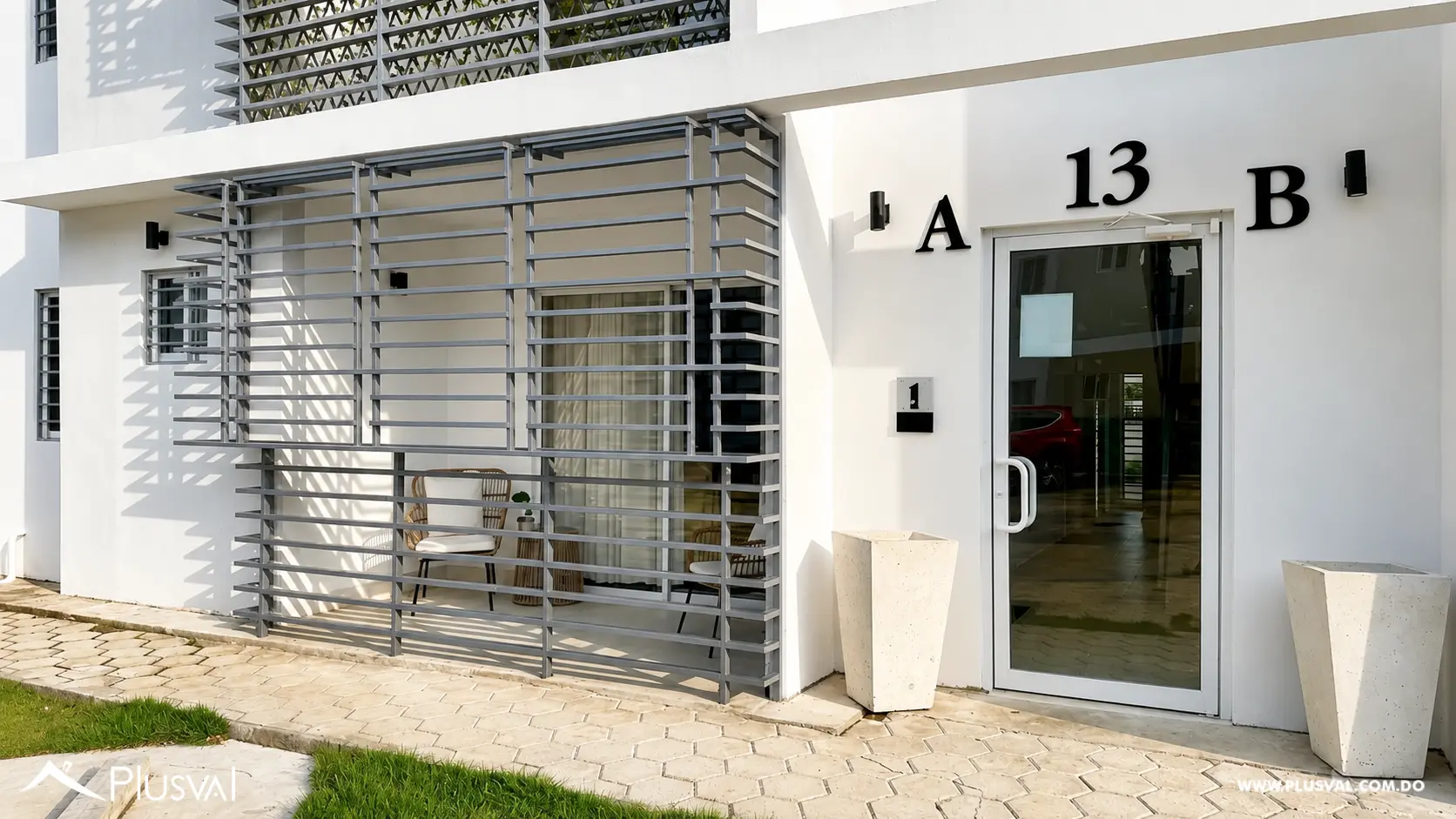 Apartamento de primer nivel con patio privado y jacuzzi 517702