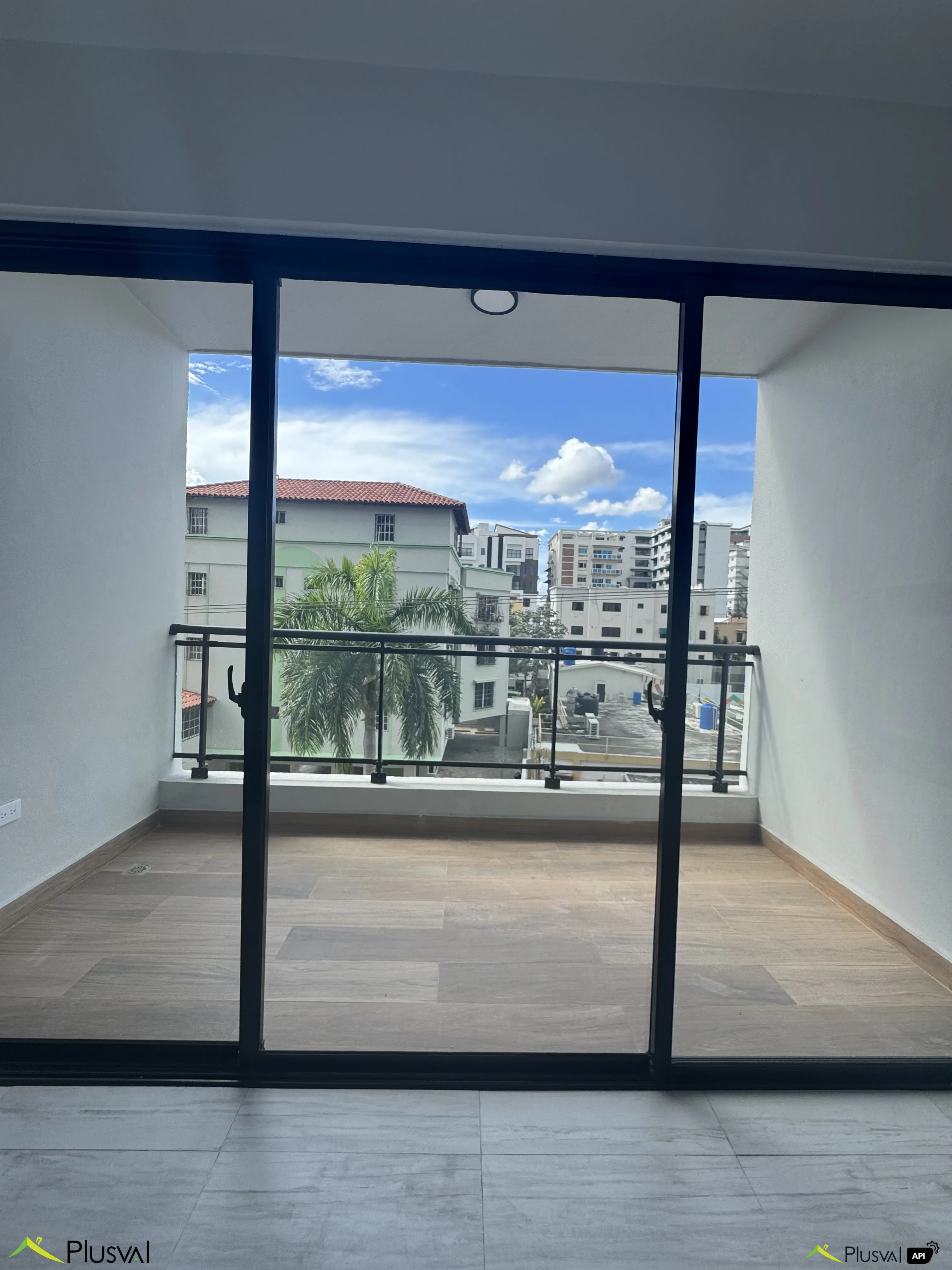 Alquiler de excelente apartamento en Evaristo Morales 451331