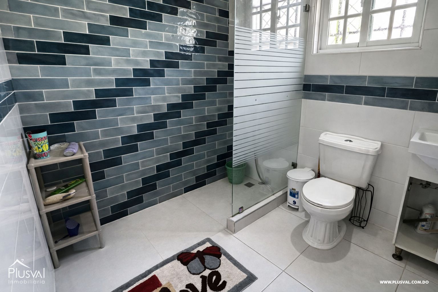 Casa de amplia con Piscina a 3 Minutos del Próximo City Center 498897