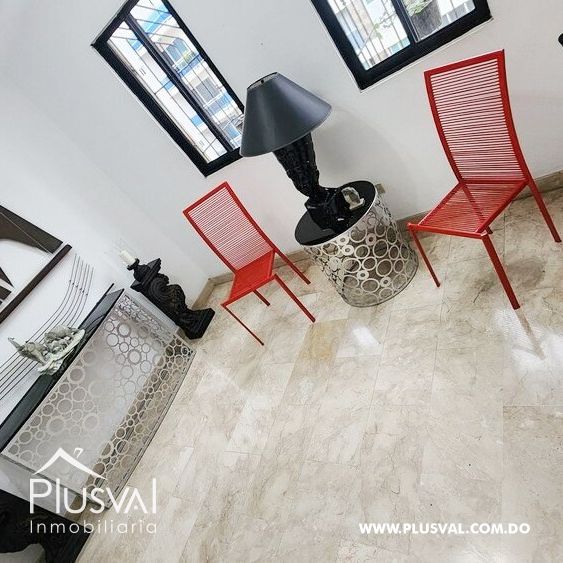 Se Vende  amplio apartamento en Naco 368926