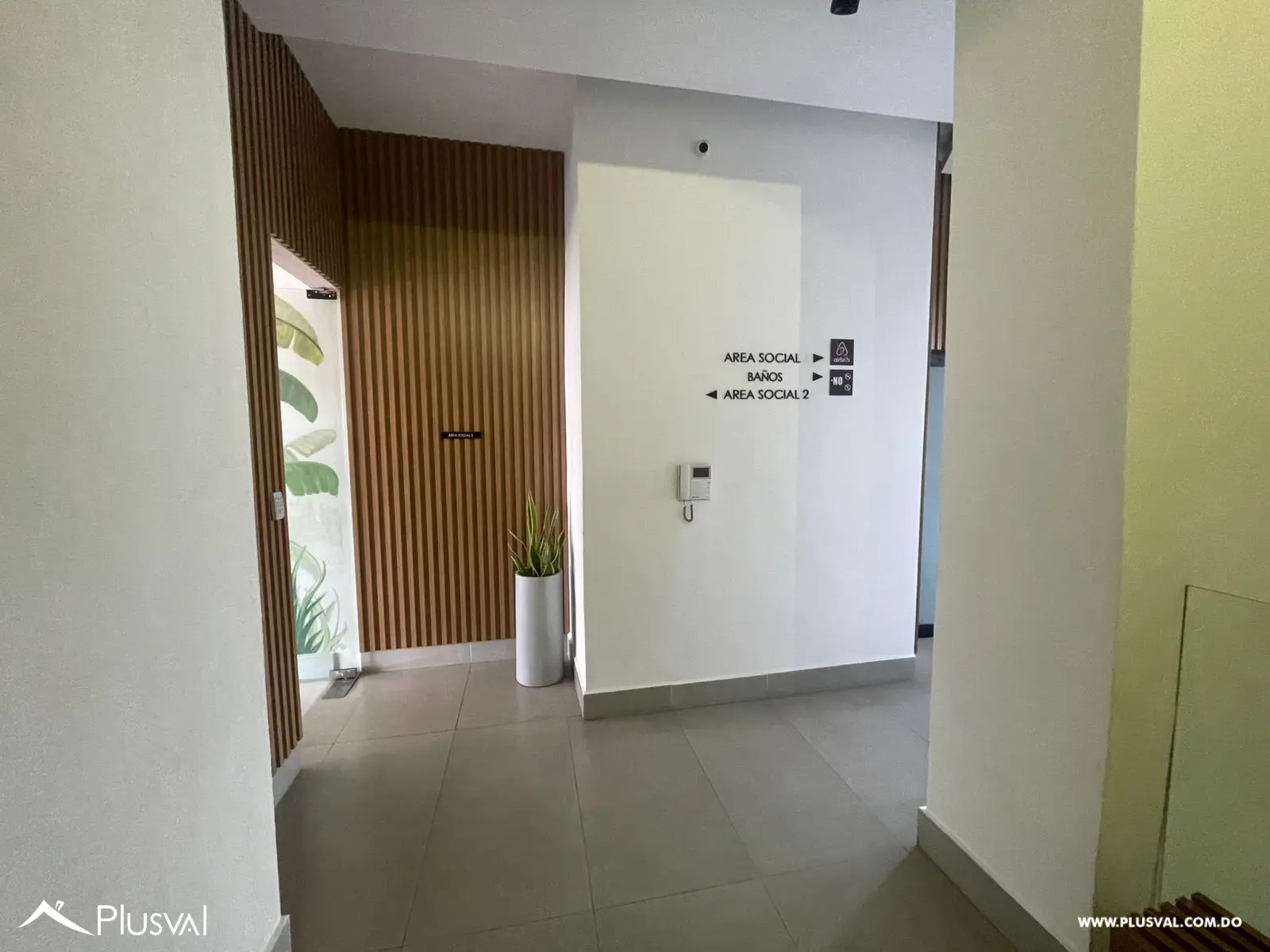 Amplio Penthouse en venta en Evaristo Morales 464421