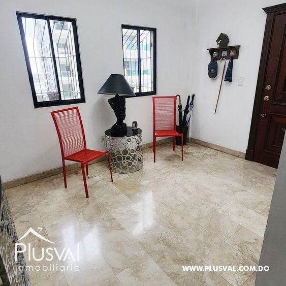 Se Vende  amplio apartamento en Naco 368927