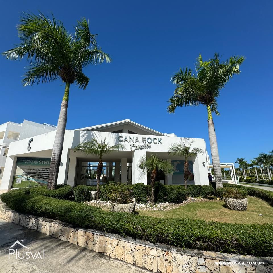 Acogedor apartamento en venta en Cana Rock con vistas al golf 400344