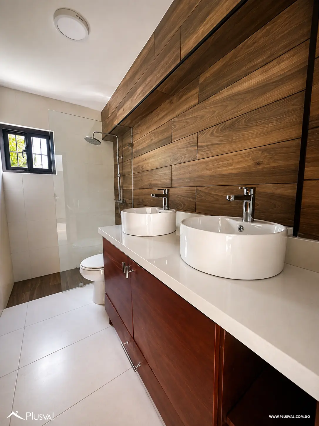 Casa en alquiler en Ensanche Paraíso | Uso residencial o comercial 520024