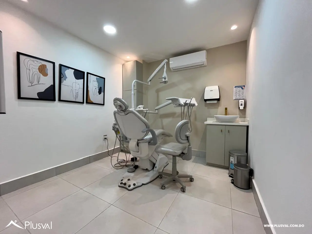 Fino local equipado para centro de estética en alquiler en Gazcue 467193