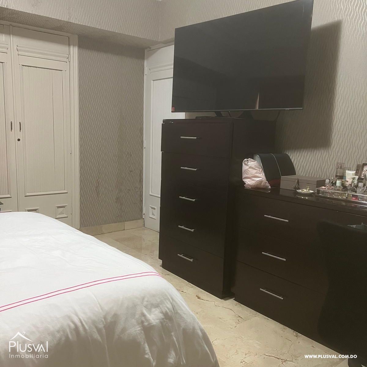 Espectacular apartamento en Paraiso con linea blanca 382307