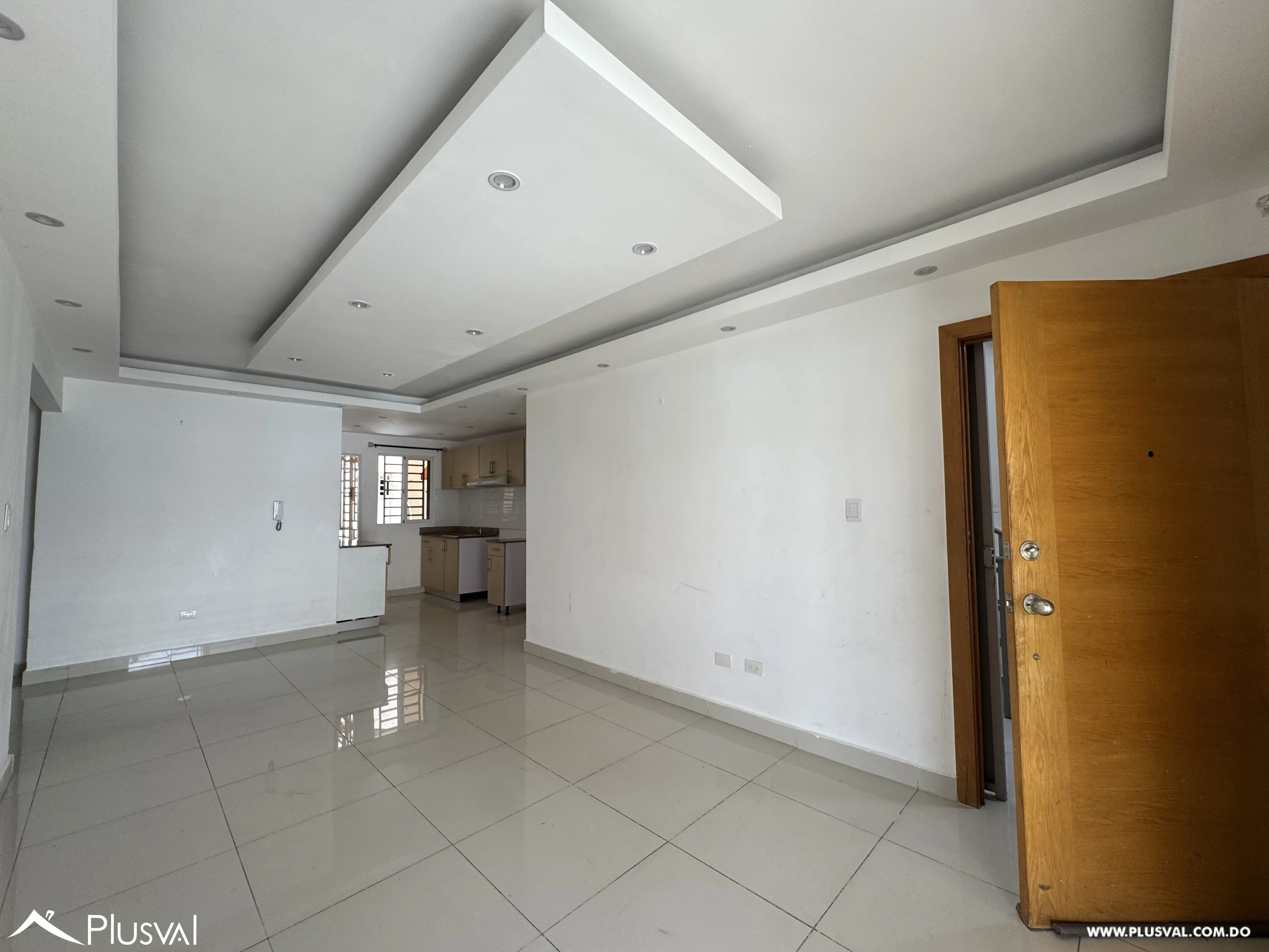 Apartamento en venta de 3 habitaciones en Villa Aura con walk-in closet y 2 parqueos 507386