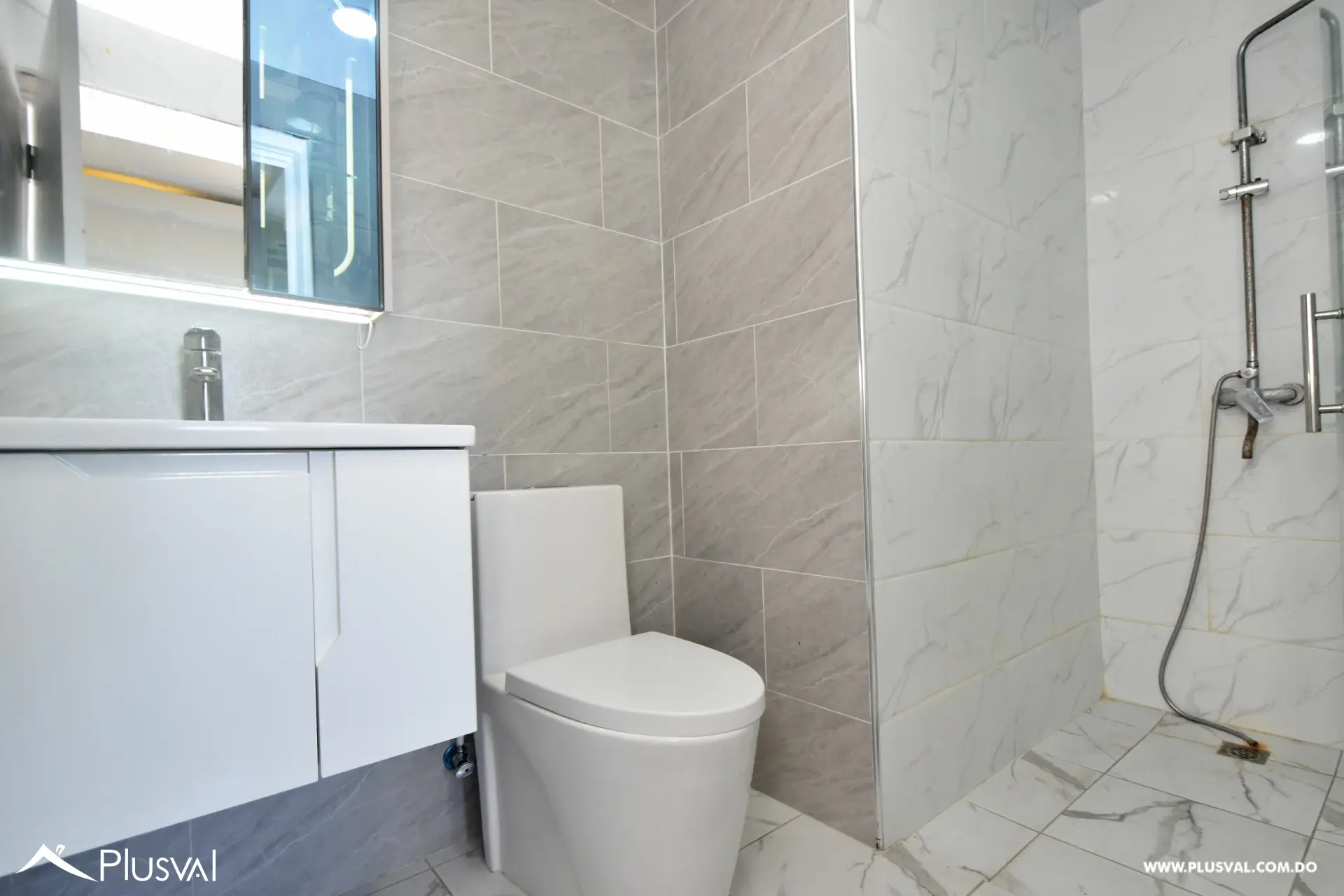 Se vende Penthouse en Tropical del Este, Santo Domingo Este. 517059