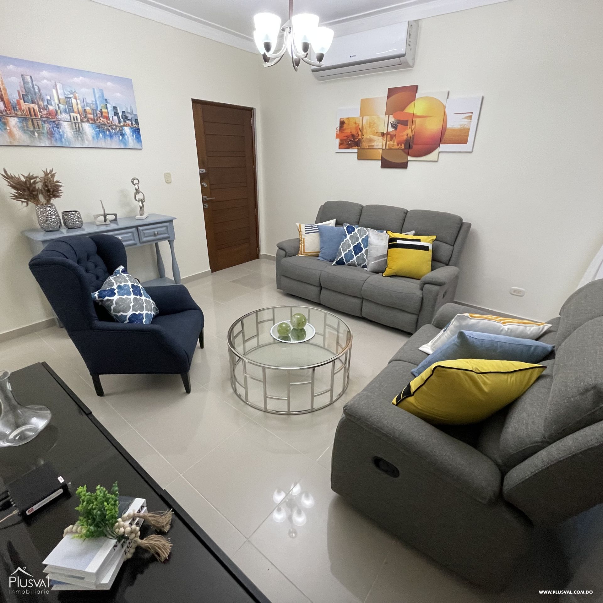Apartamento en Alquiler en Evaristo Morales 256072