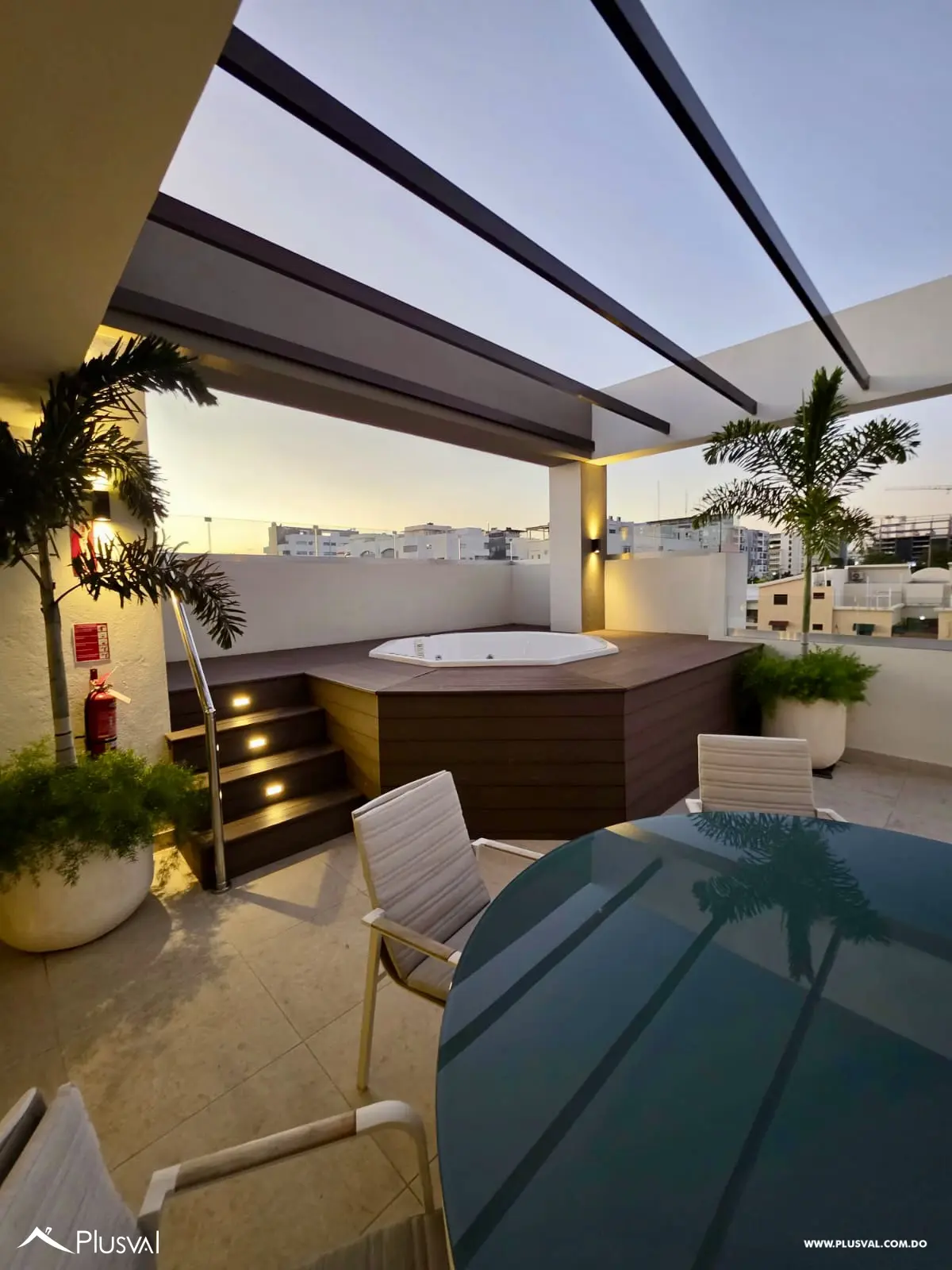 Apartamento a estrenar en Gazcue con Linea Blanca 493621