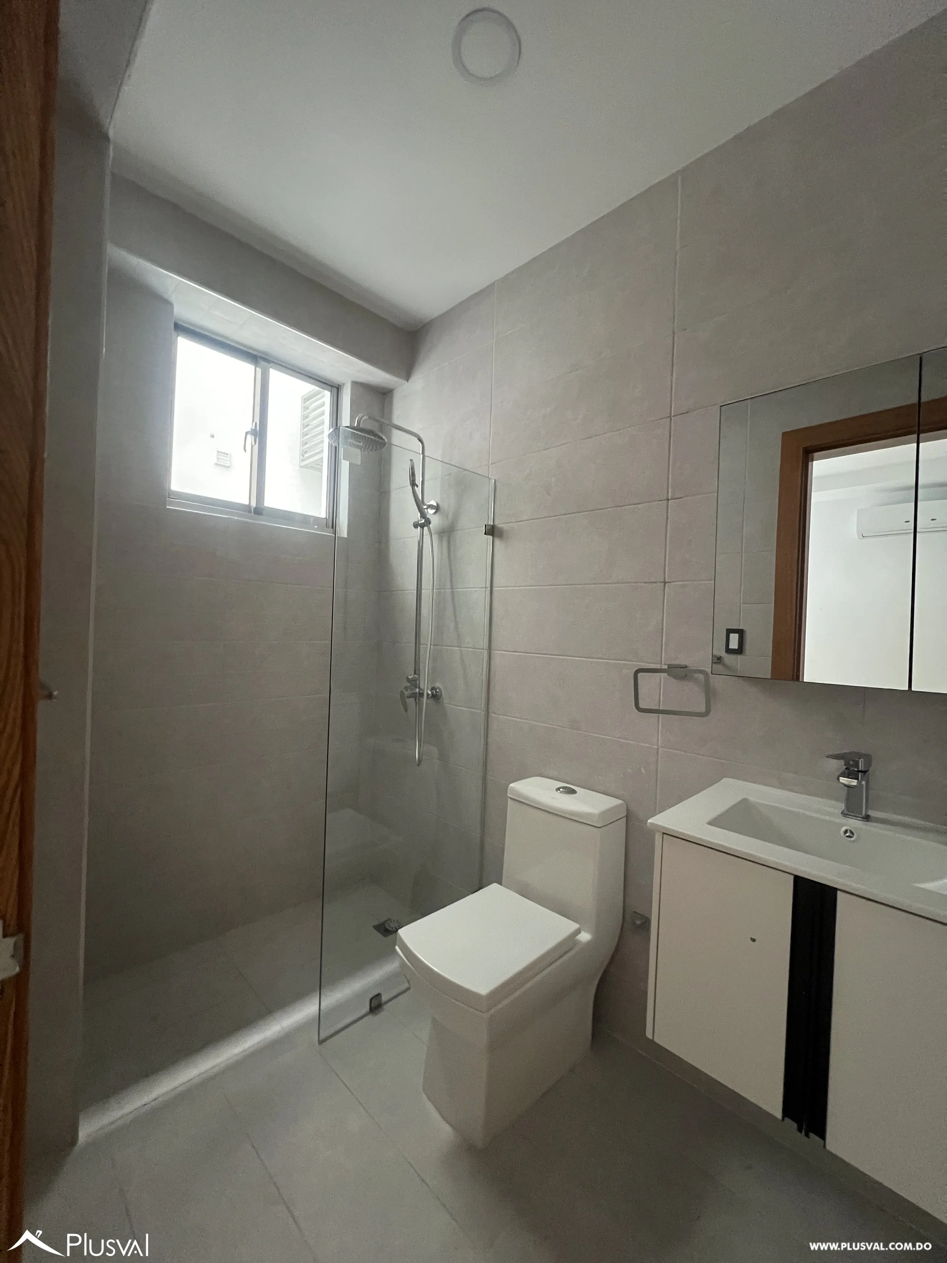 Exclusivo apartamento en alquiler en los Cacicazgos 478098