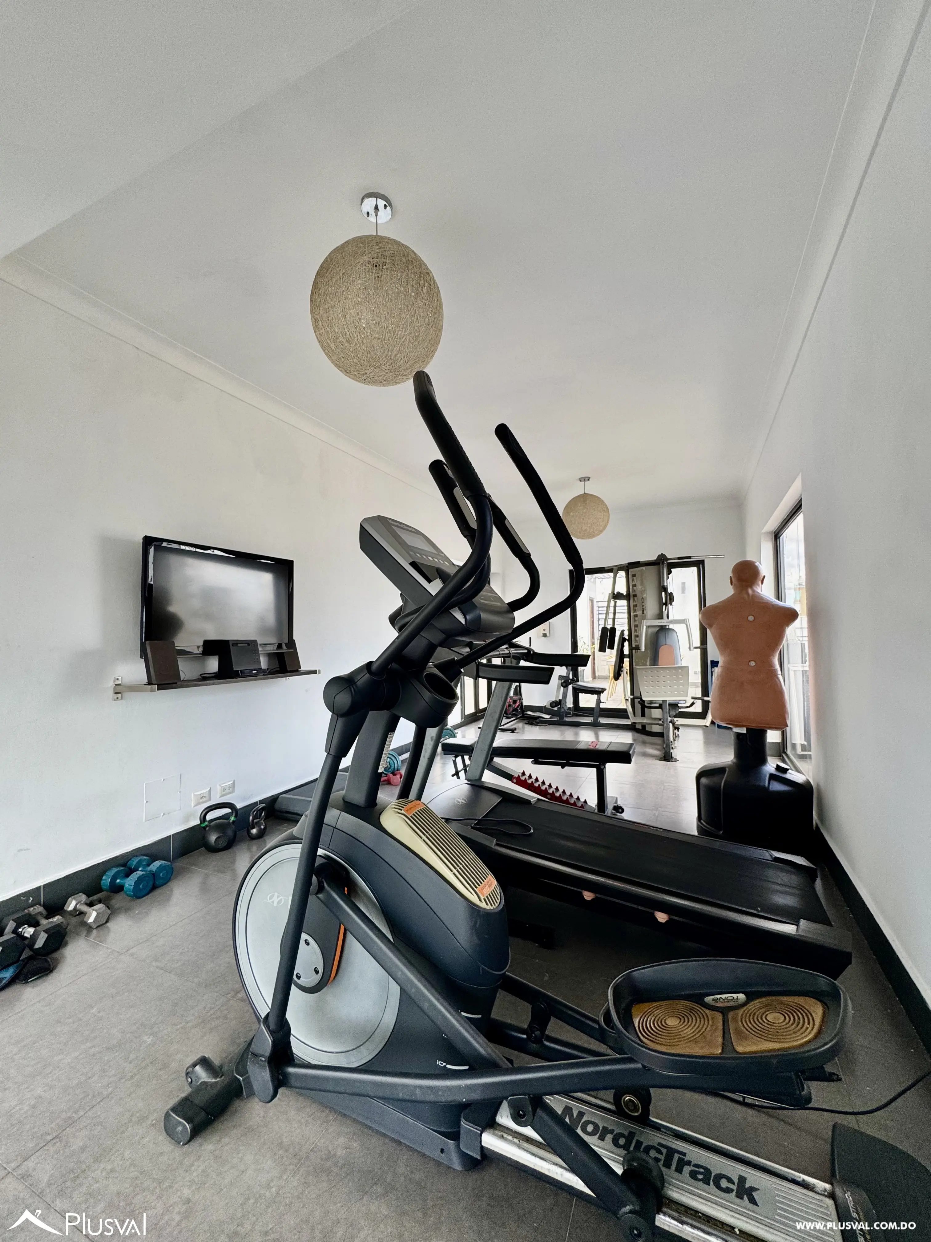 Alquilo Excelente Apartamento en el Corazón de Piantini 493607