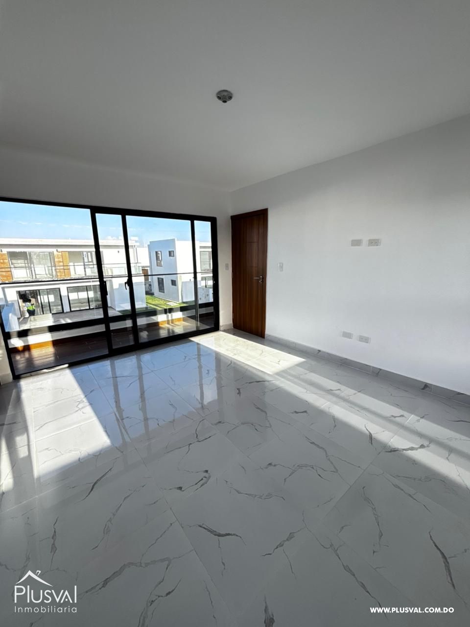 Villa en venta lista en Punta Cana 504074