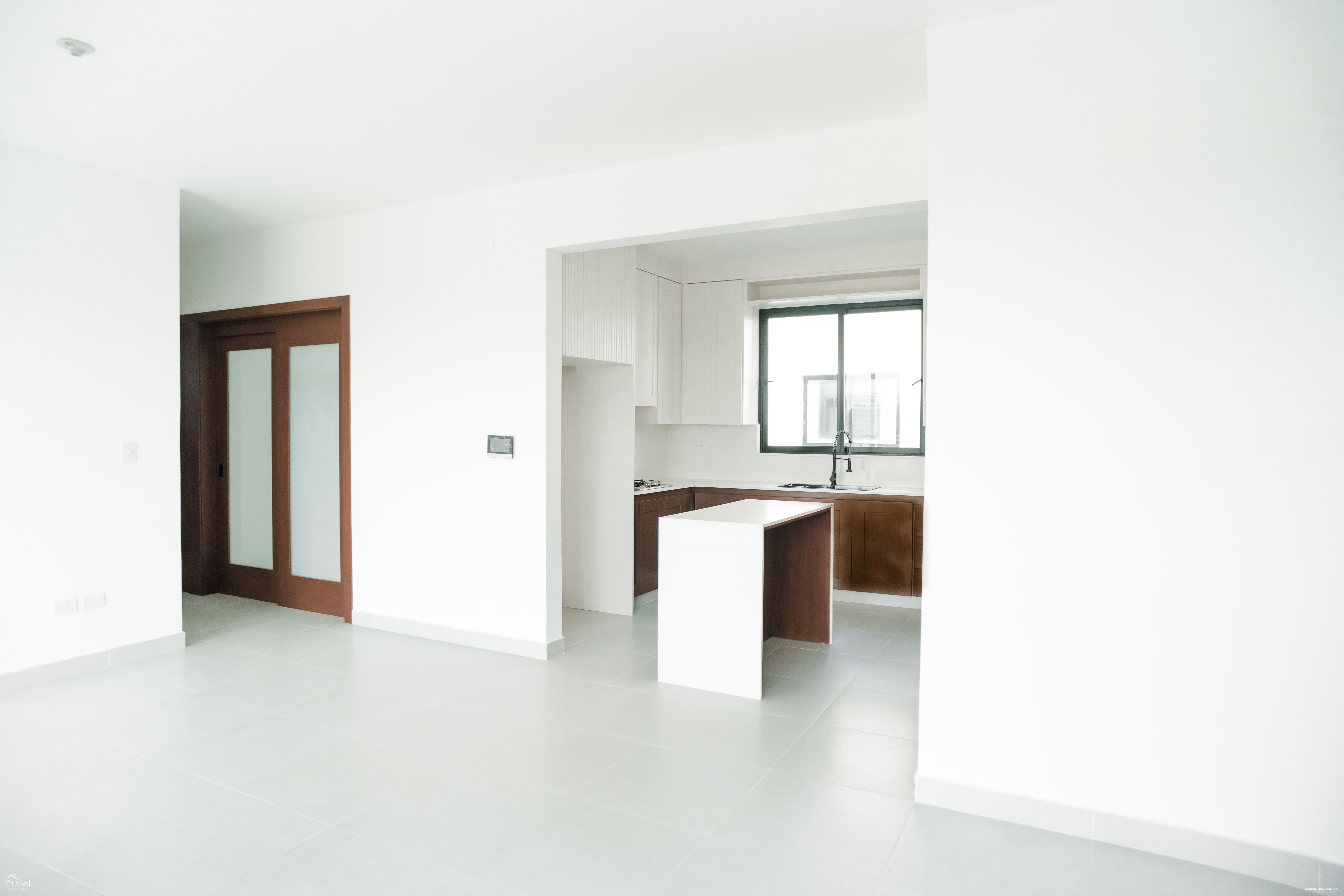 Apartamento ubicado en un 6to nivel en una torre próxima al HOMS 475525