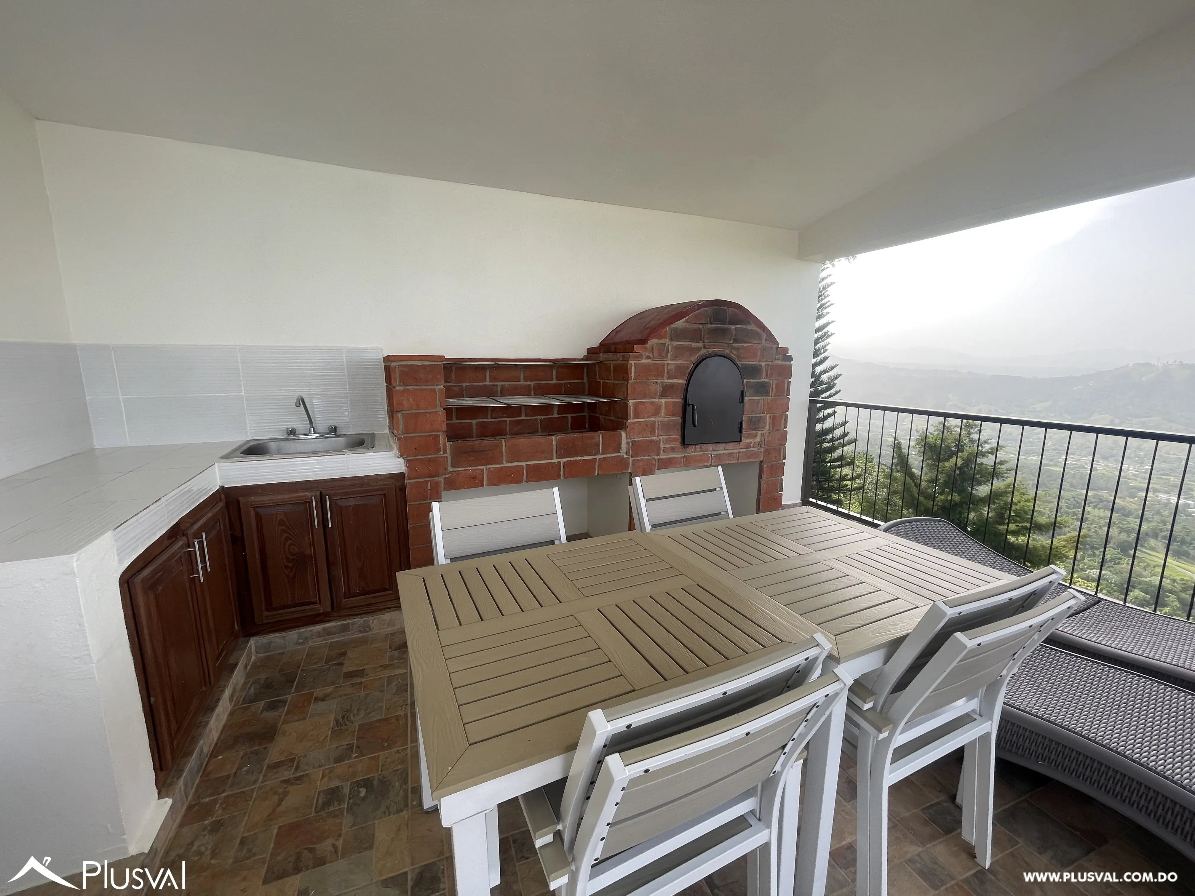 Villa de 8 habitaciones en la Urb. Jamaca de Dios, Jarabacoa 529861