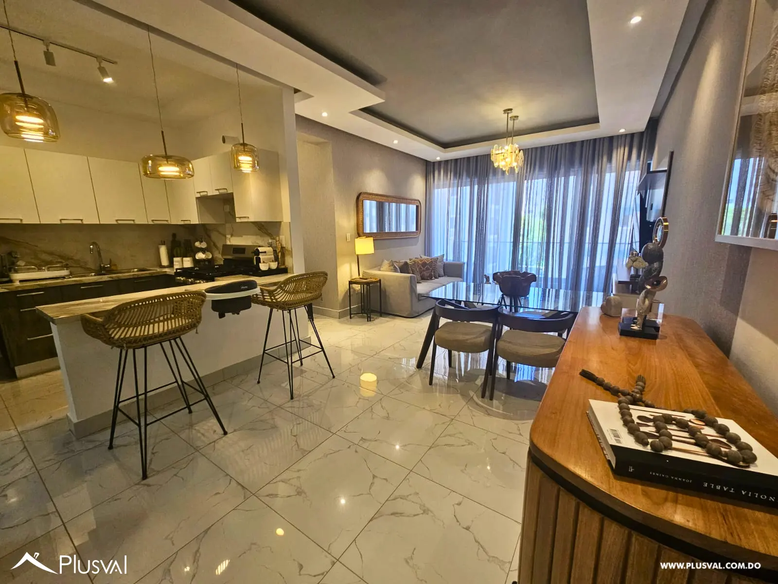 Apartamento de 2 habitaciones en venta en Evaristo Morales 519796