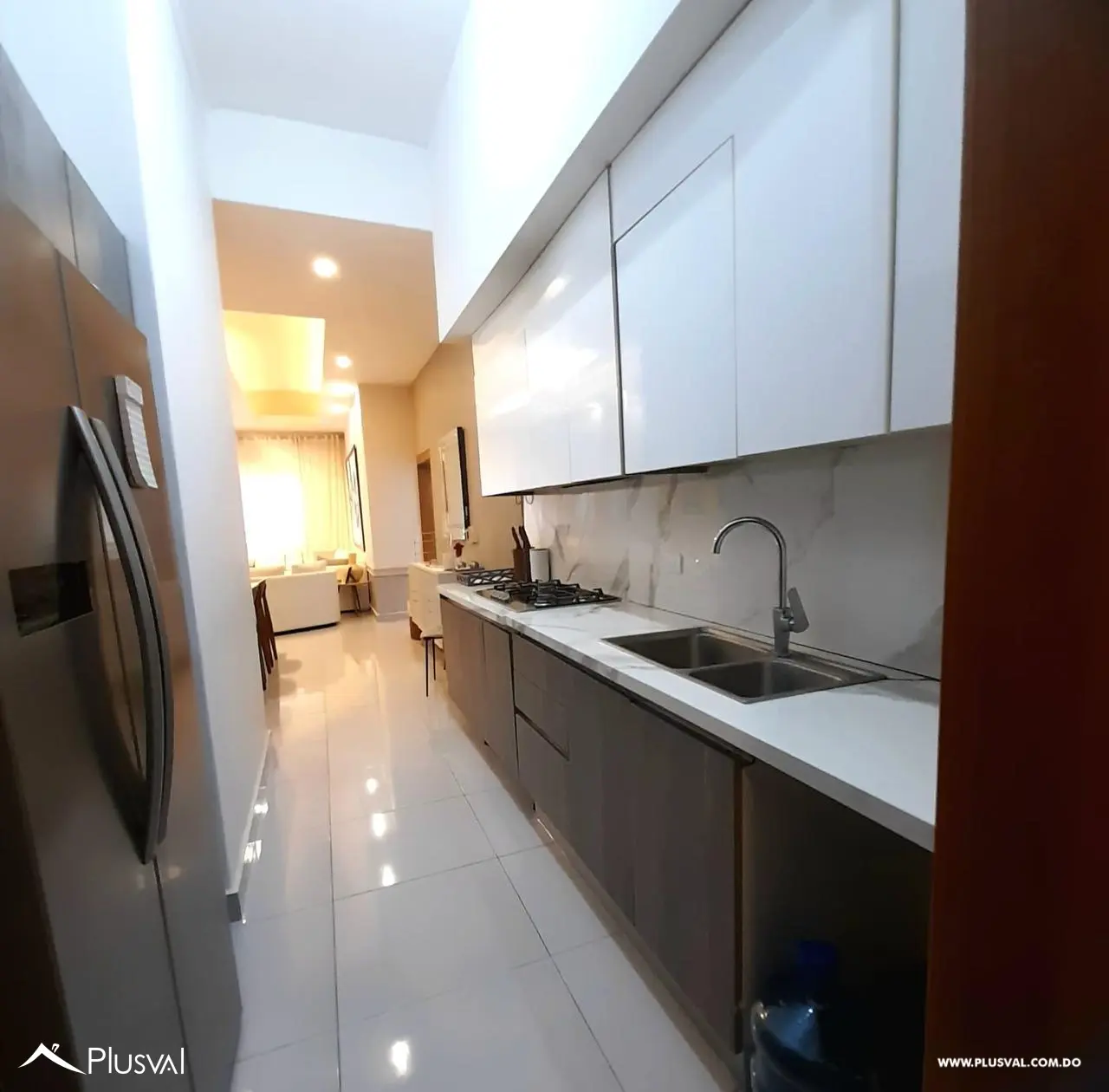 Apartamento en venta con amplios espacios, excelente iluminación natural y amenidades completas 476940