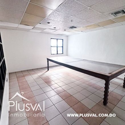 Nave en venta en Hainamosa 339500