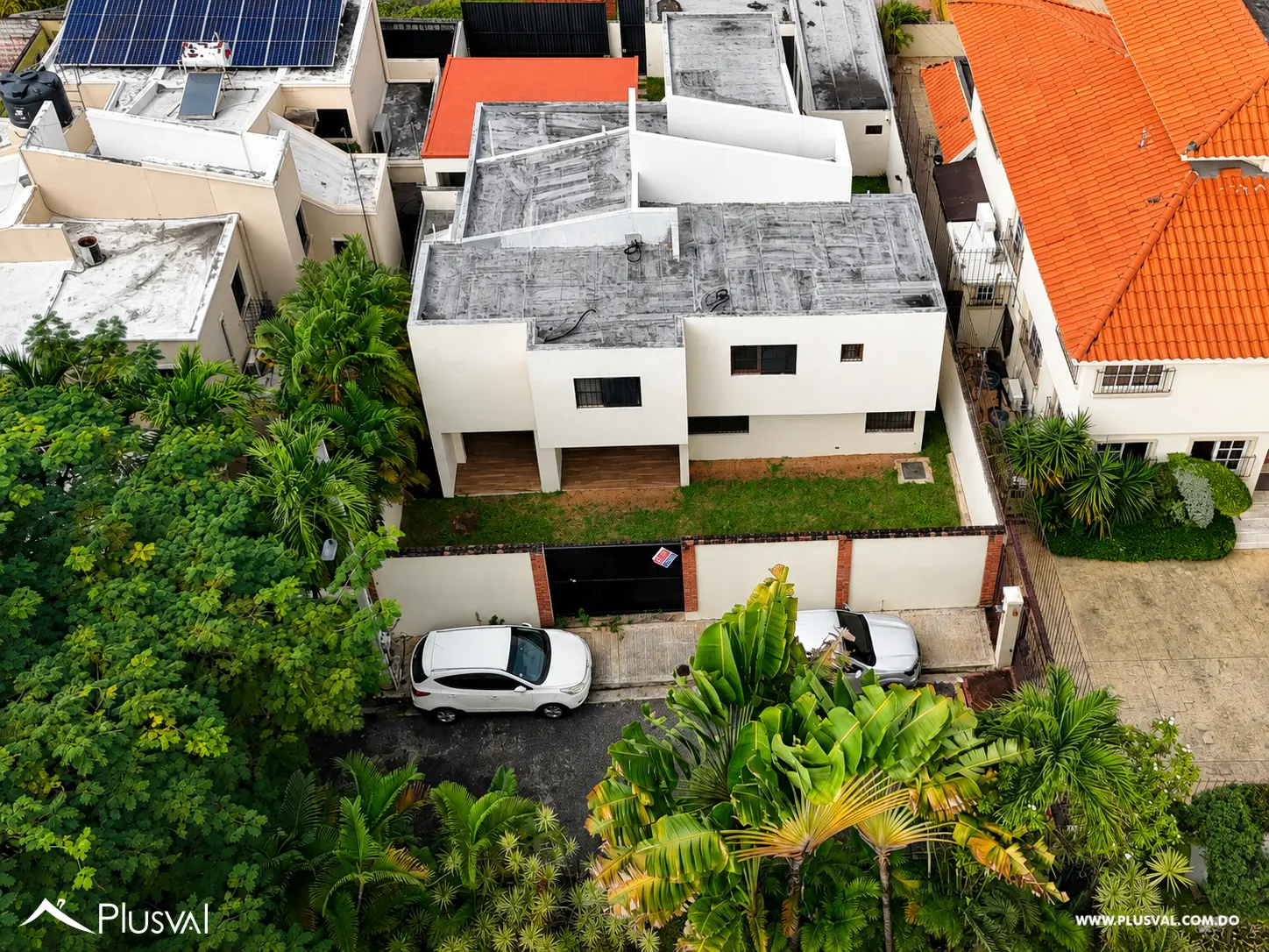 Casa en alquiler en Ensanche Paraíso | Uso residencial o comercial 520045