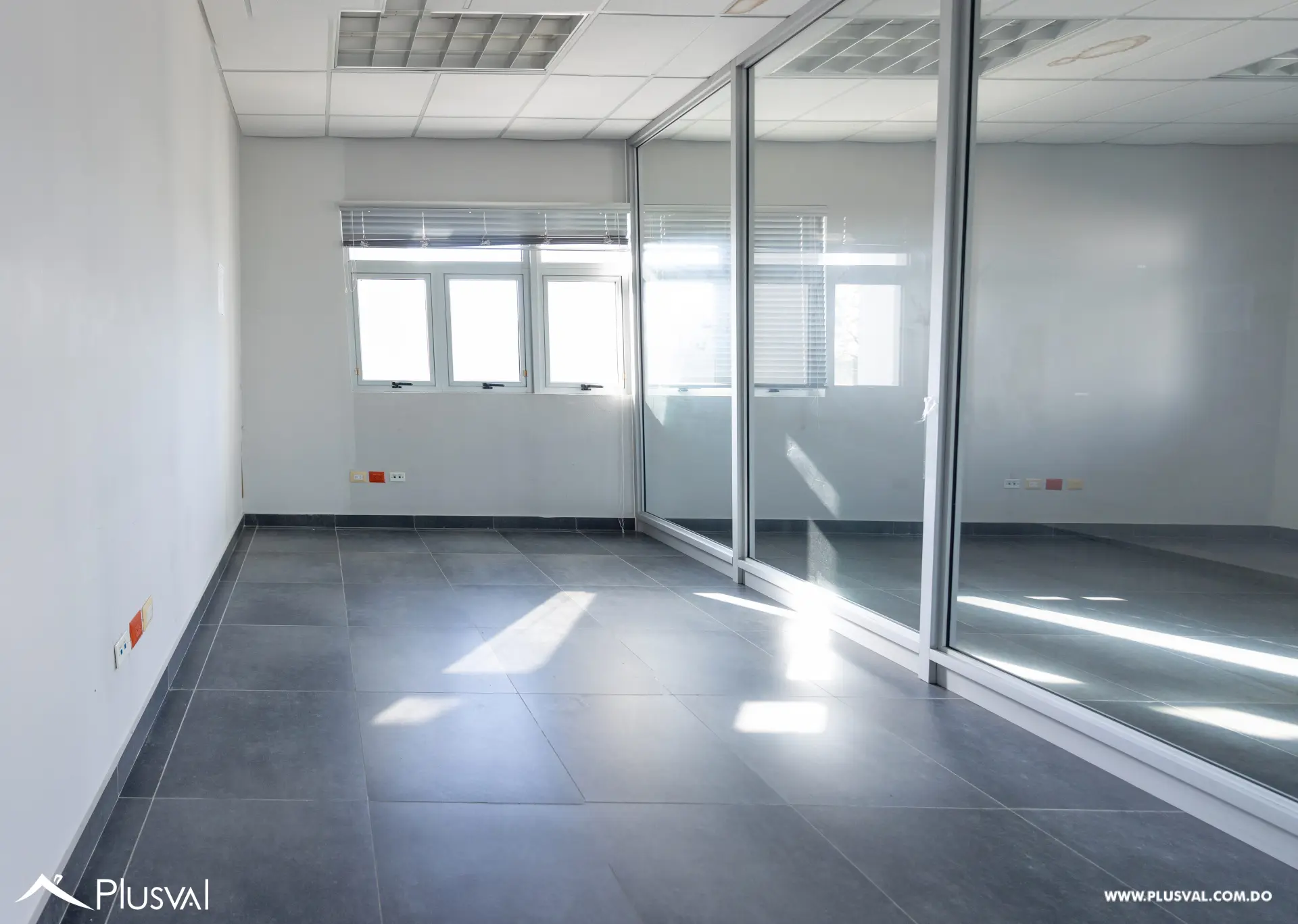 Edificio Comercial En Alquiler 494953