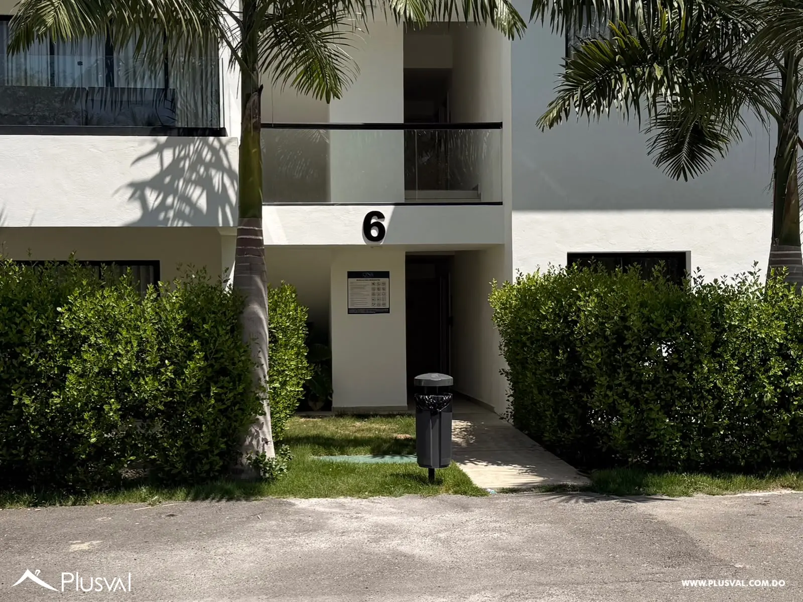 Apartamento con vista a la piscina residencial cerrado a mints de la playa. ONA Residences Whitesands 523443