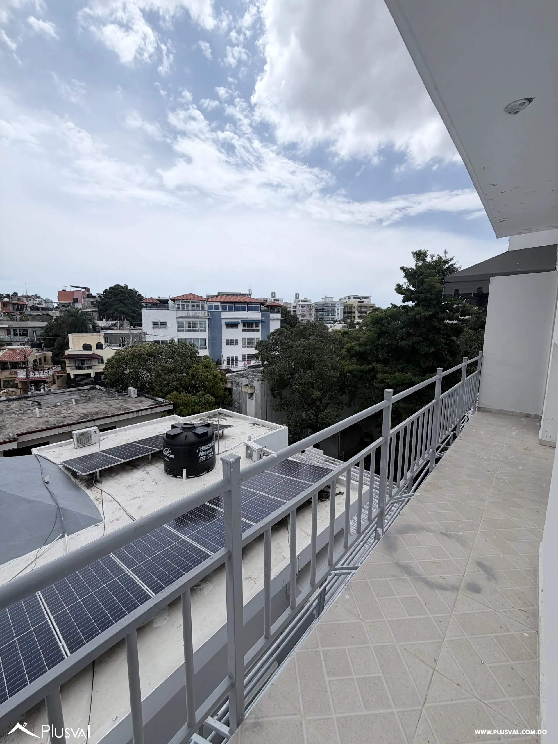 Se vende apartamento con terraza en los Restauradores, Distrito Nacional. 535791