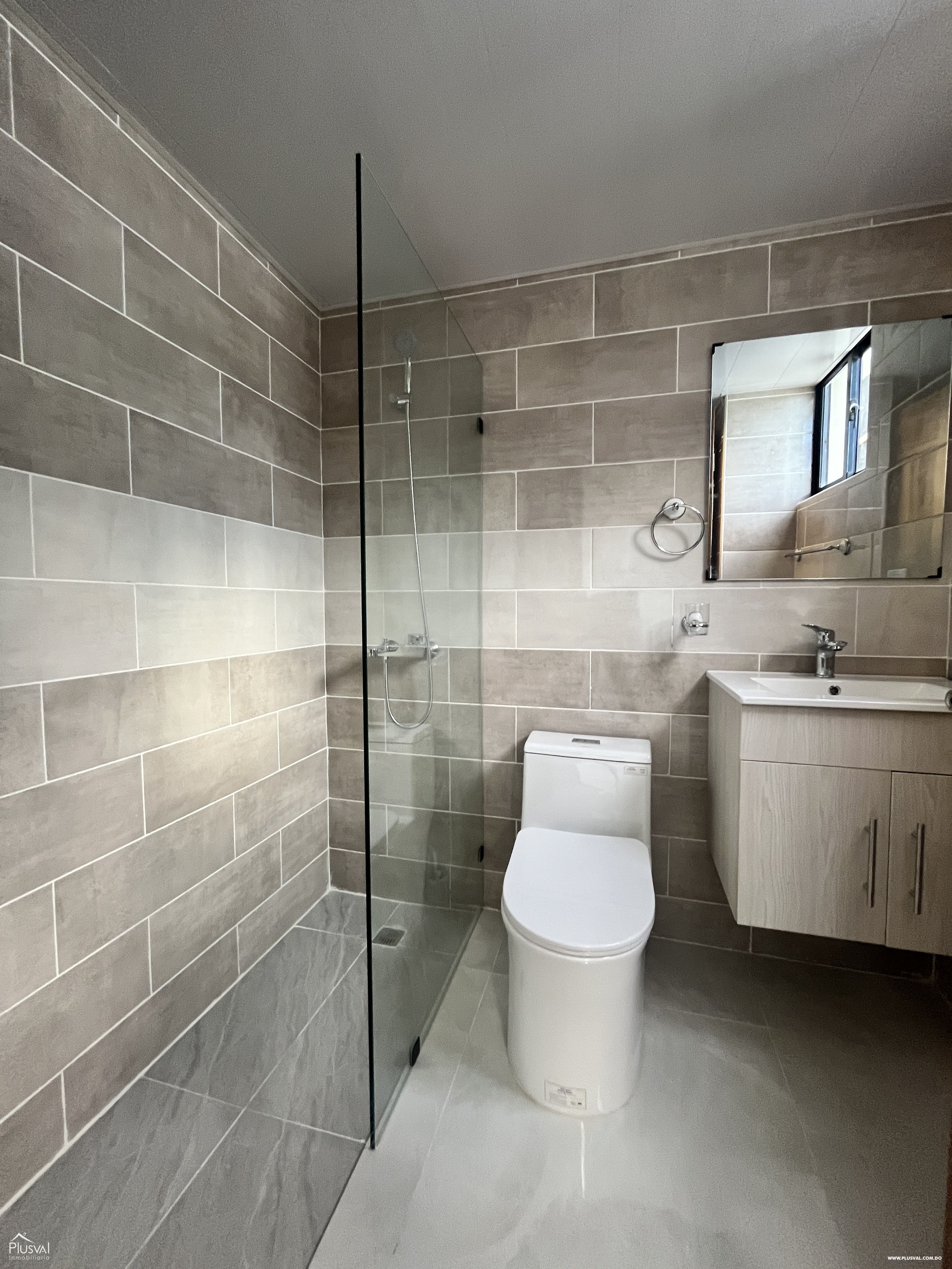 Apartamento Familiar en Venta en Renacimiento – 3 Habitaciones | 170 m² | Zona Tranquila y Céntrica 438006