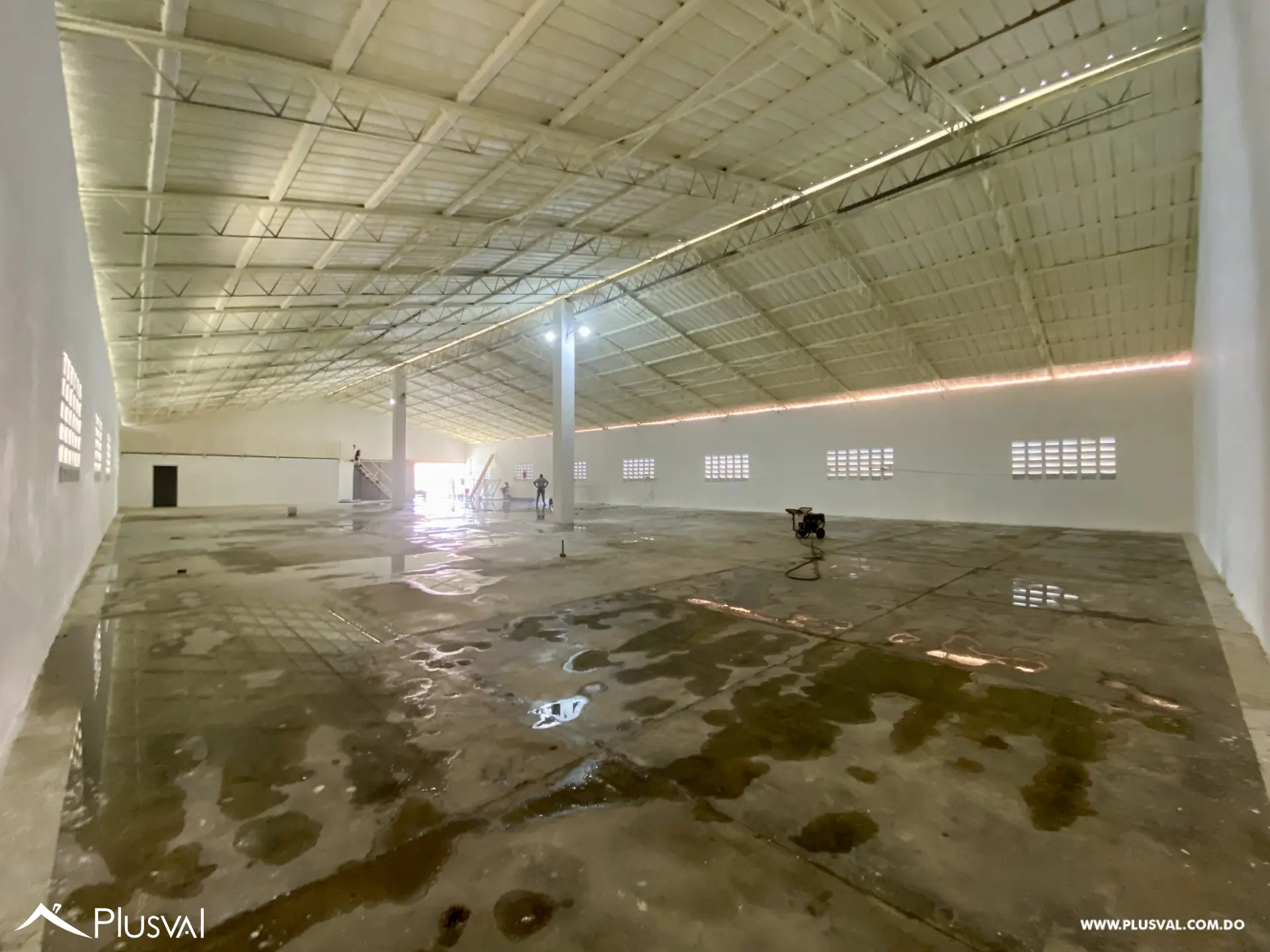 Alquiler de Nave Industrial 800 m² con oficinas y mezzanine en la Av. Independencia 455428