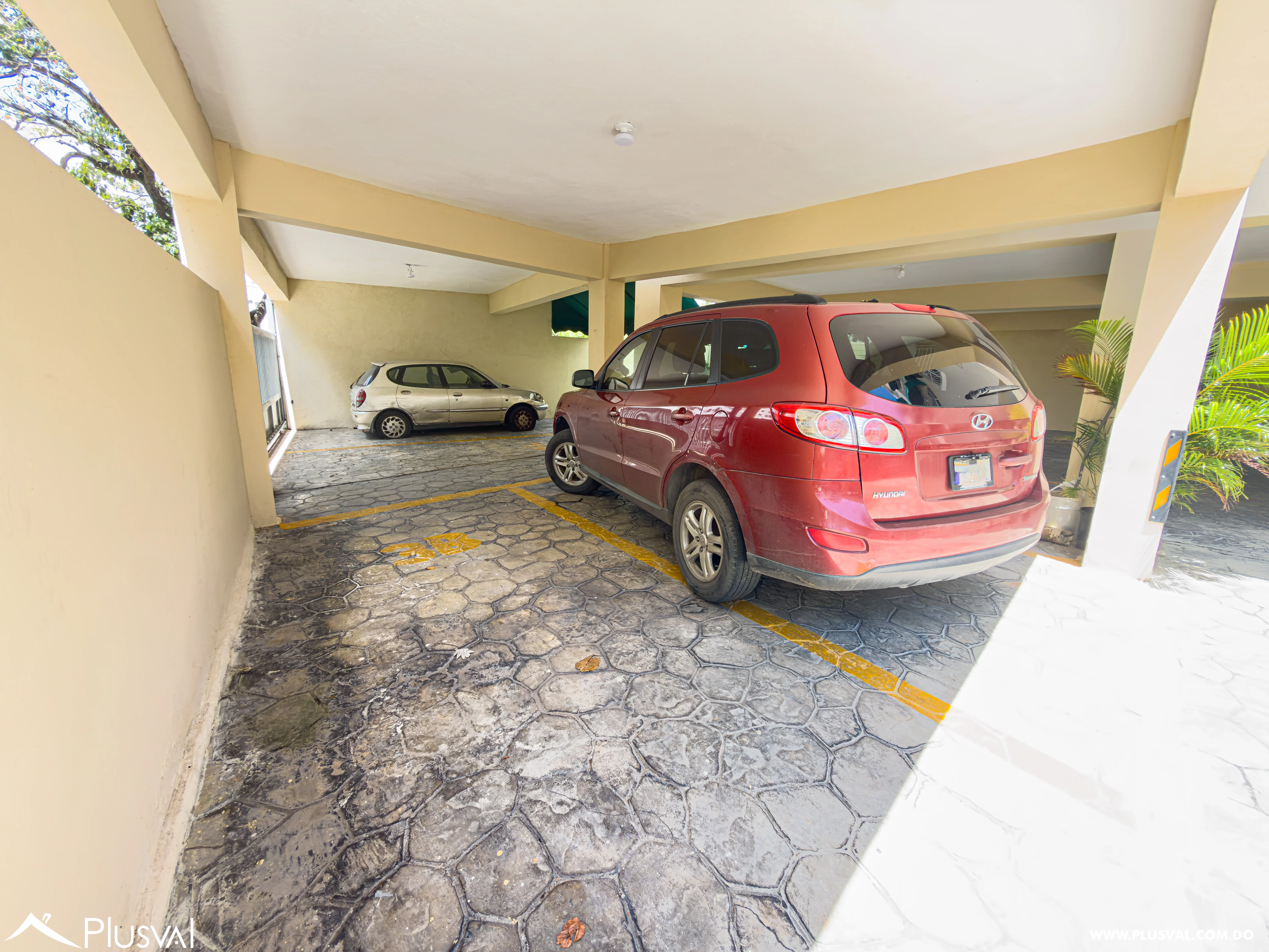 Amplio Apartamento en Venta de 160 m² con 2 Parqueos en Renacimiento 499053